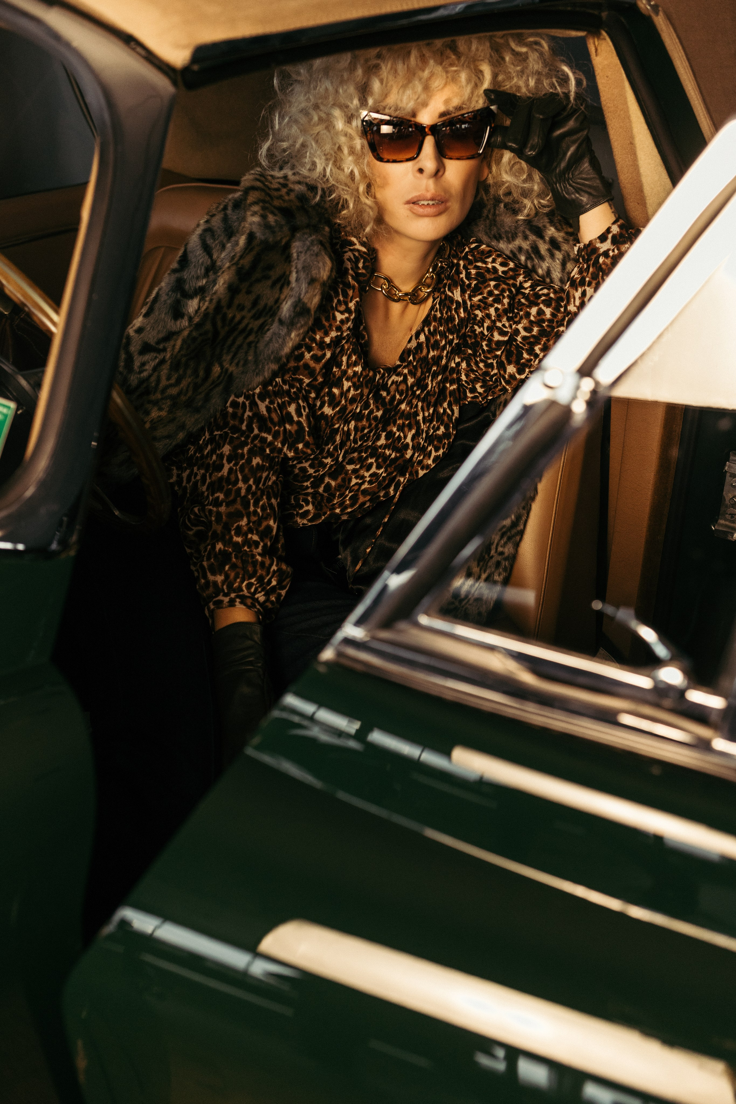 Оксана Ляшенко Фотограф в Дніпрі фотограф Оксана Ляшенко Днепр Old cars фотопроект студія Квітка фотосессия фотопротрет портрет студийная съемка фотостудия фотограф в Днепре