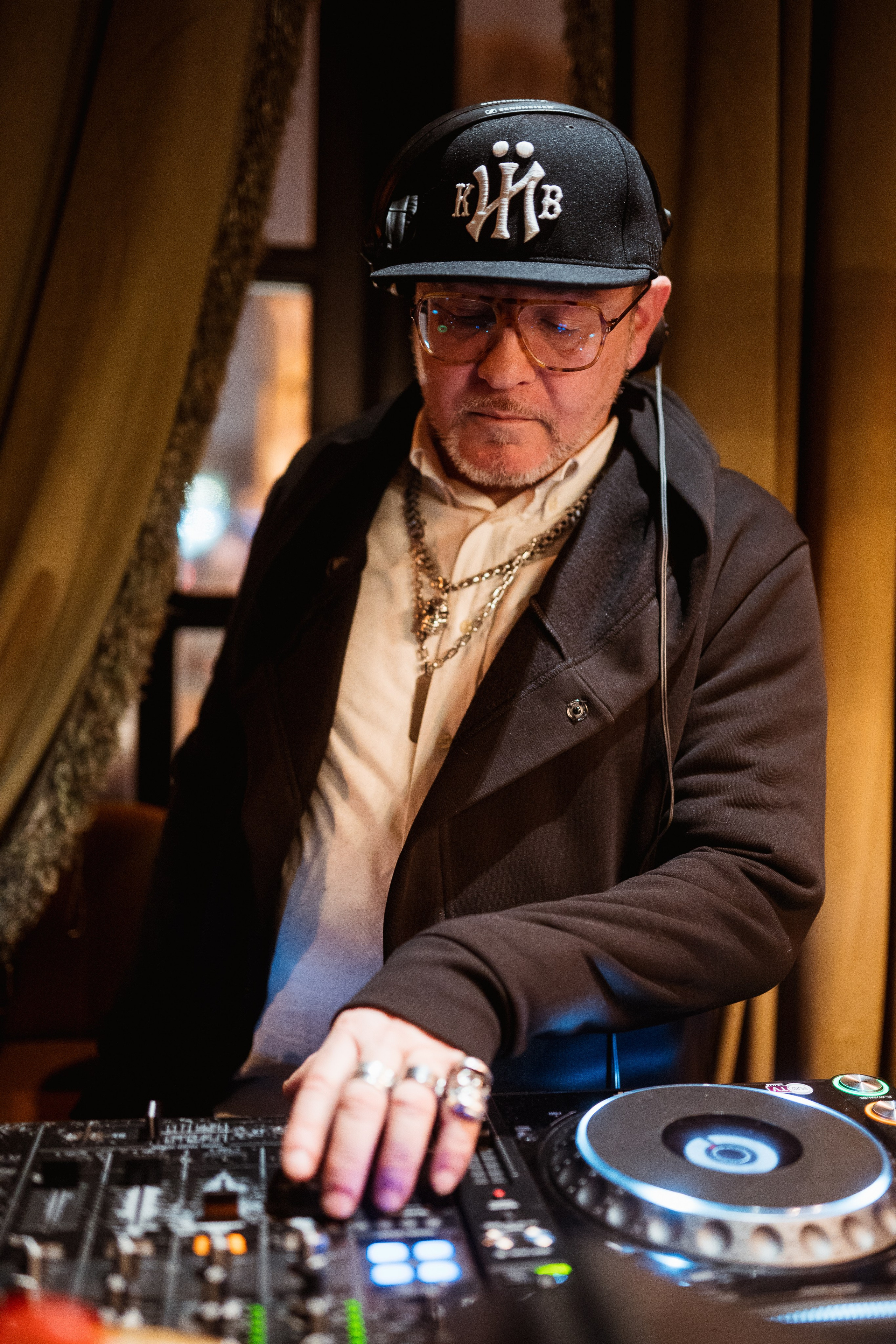 Saint Bar party. Kostiantyn Holinchenko. Reportage and portrait photographer