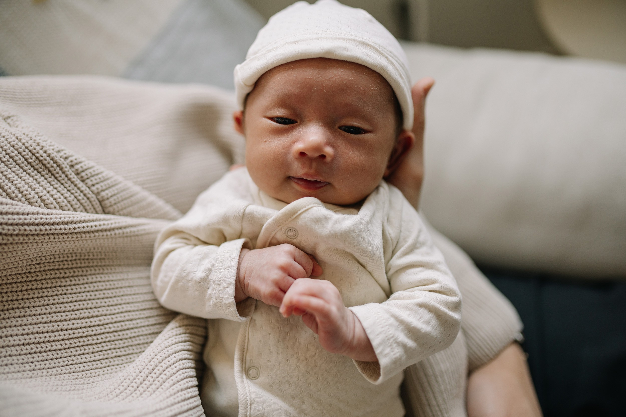 Newborn Home Photo Session. Maternity, newborn photographer in the Bay Area|Iryna Rakivnenko