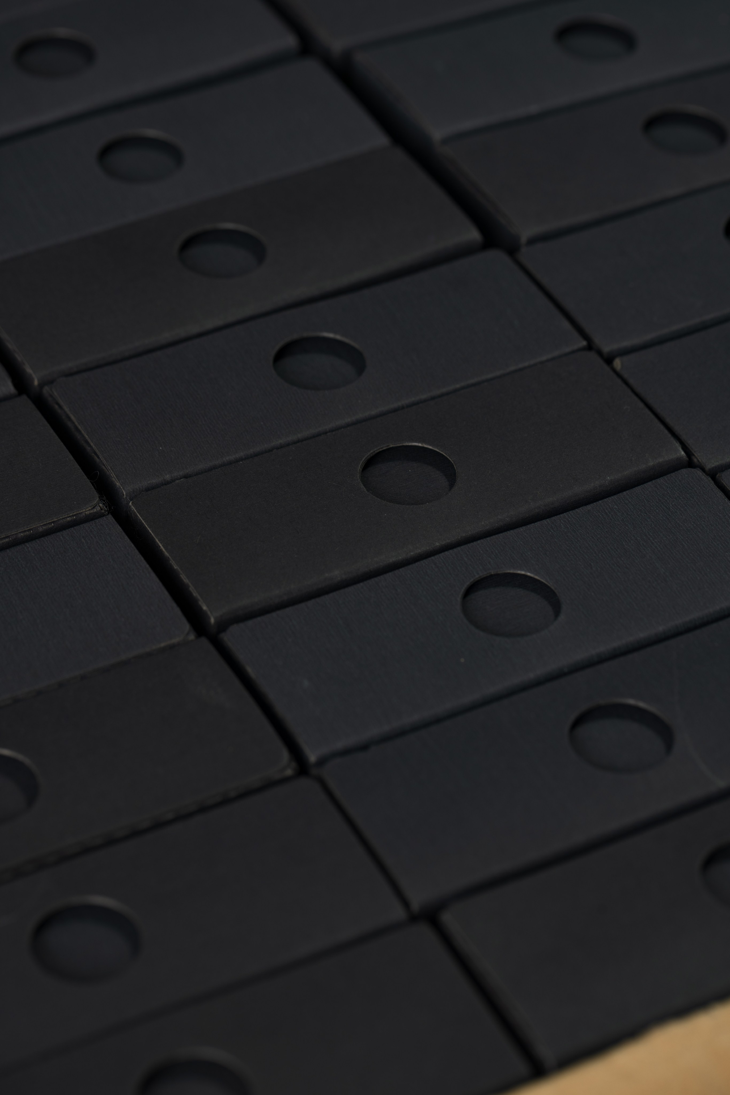 PIRANHA SUPPLIES. ESTUDIO DOZE