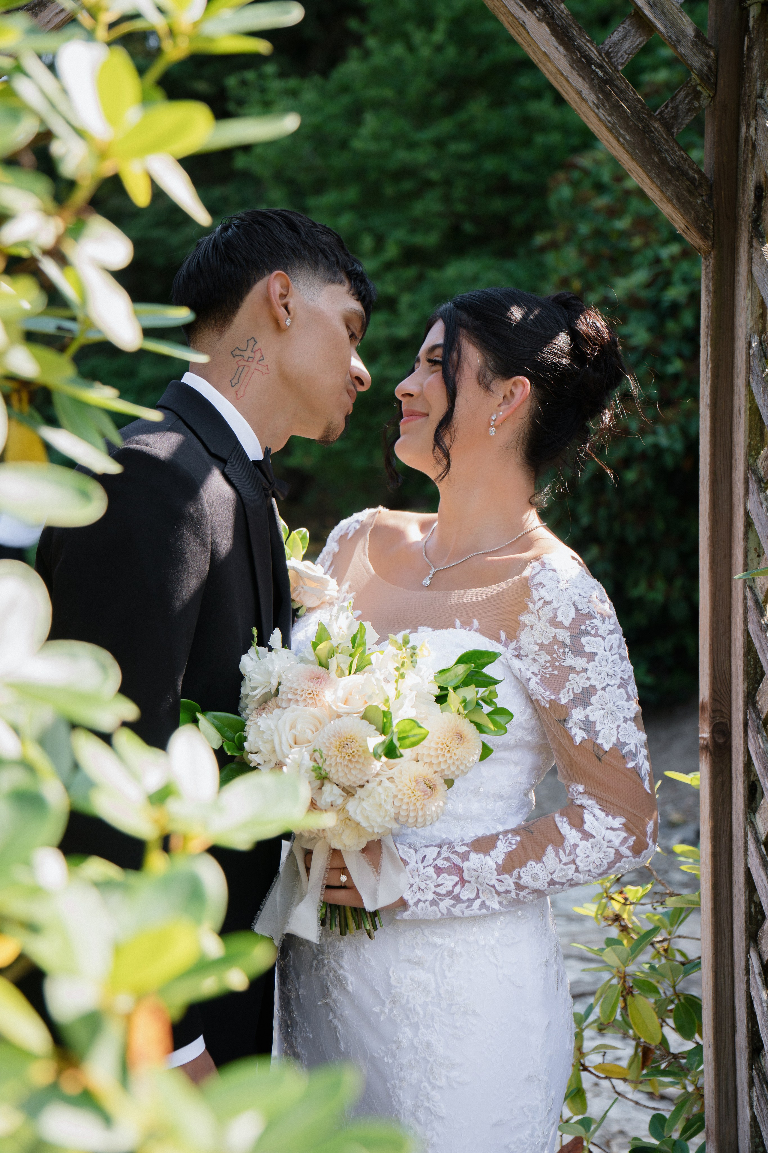 Arianna and Cristopher | Intimate Wedding. Photographer in Washington Sophia D