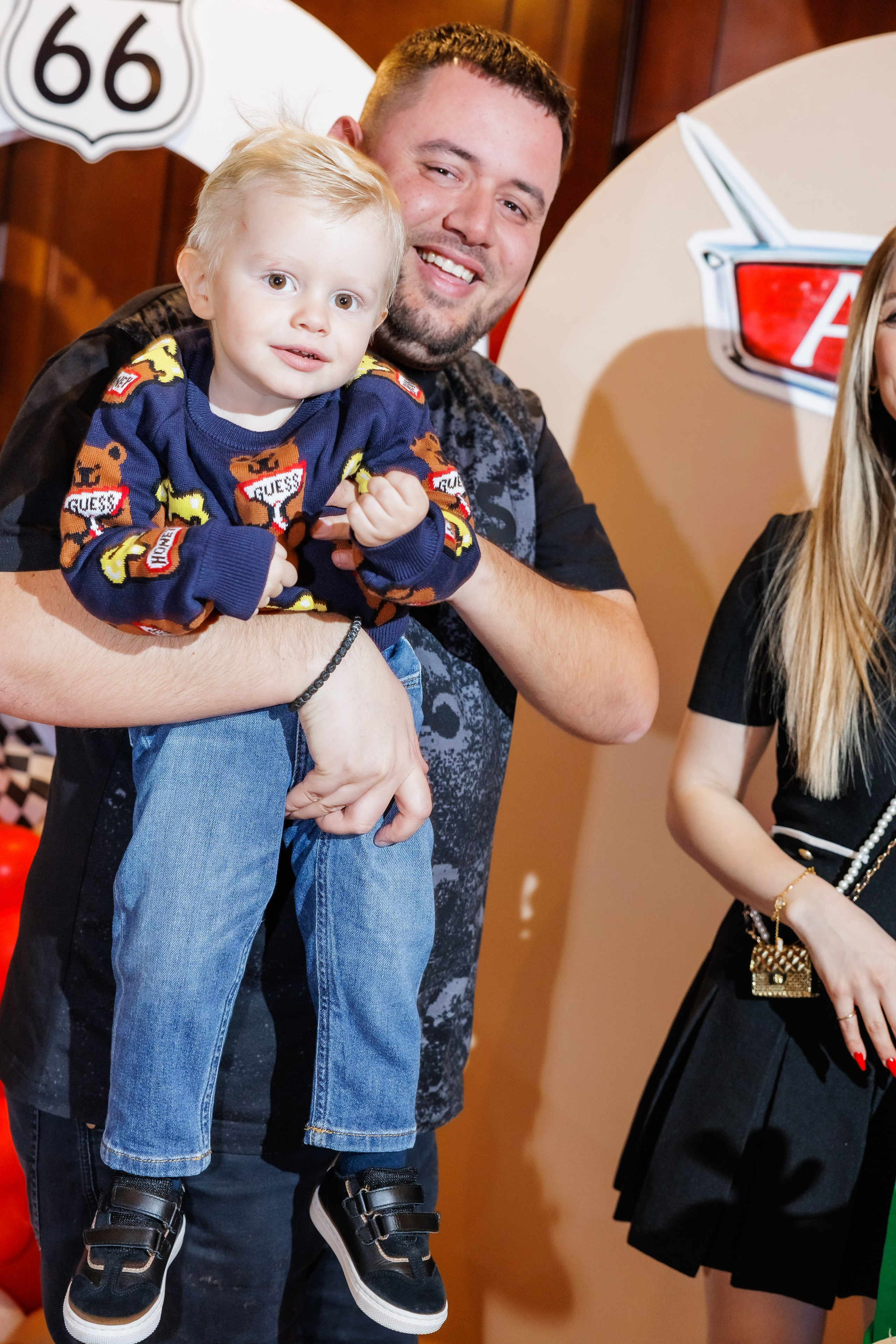 Честит Рожден Ден. Фотограф Ирина Йотова