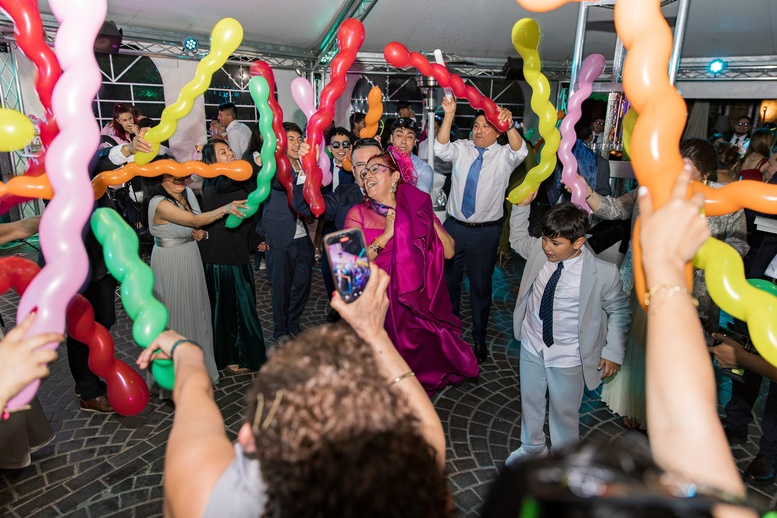 Alisan & Christofer – 2 de mayo de 2025. Rainbox Estudio de Fotografía