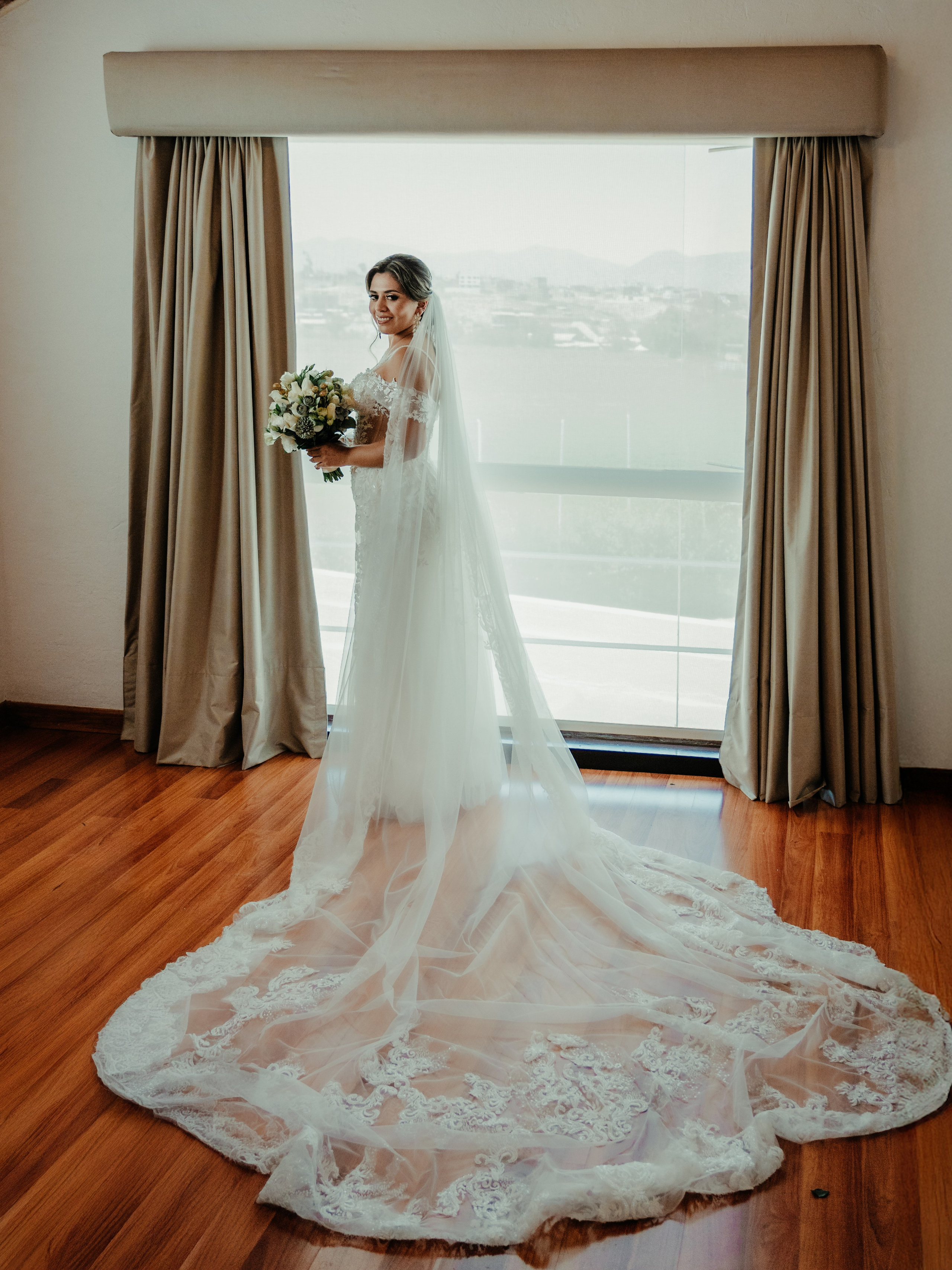 CARLA Y MARIO BODA RELIGIOSA. Studio KVTA | Fotografía y Video de Bodas en Arequipa