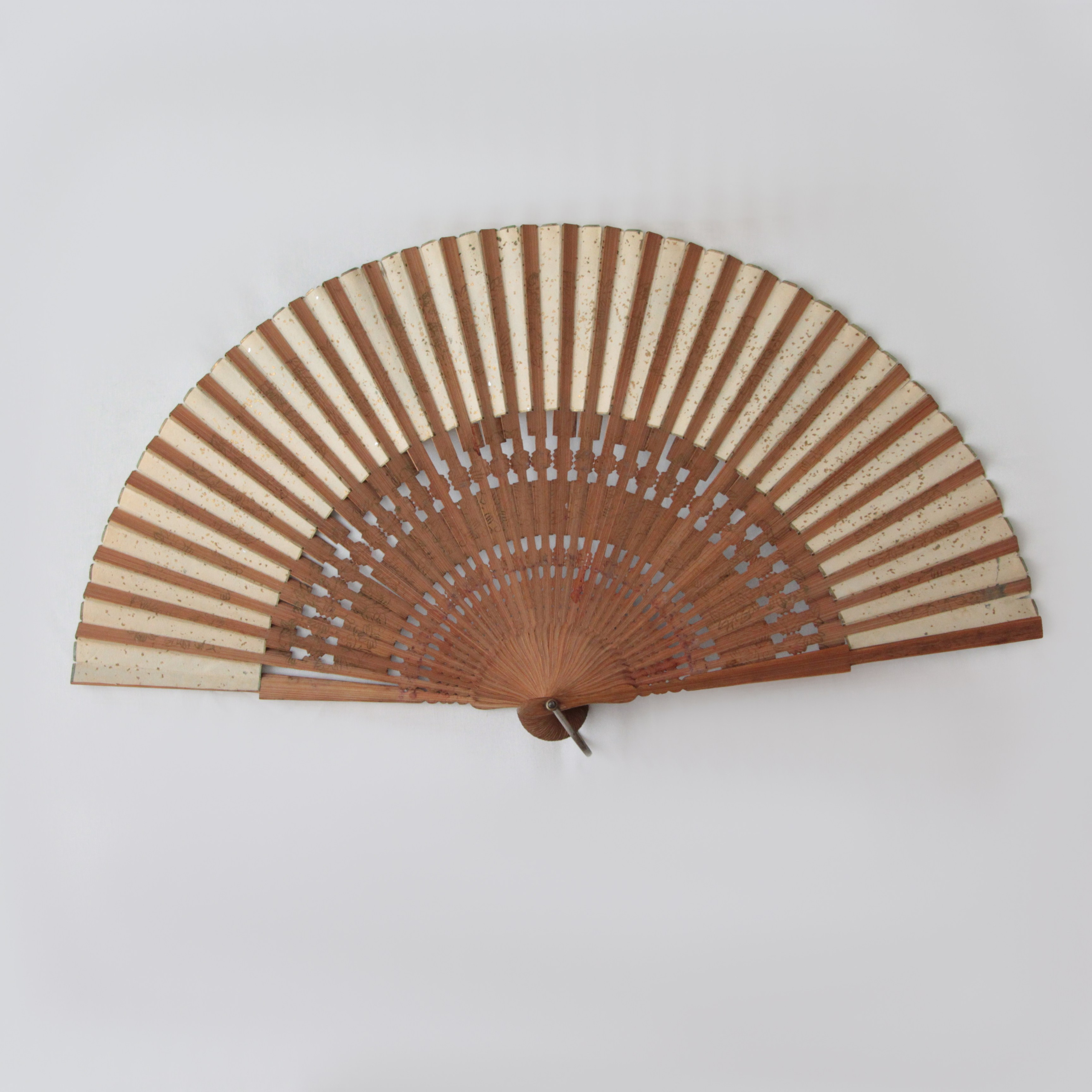 Brownfan. Современнные и актикварные украшения в Барселоне, Москве и Санкт-Петербурге