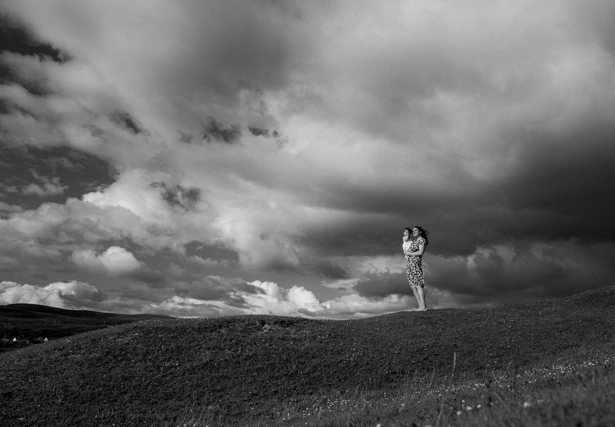 Darya and Mia at the ocean. Wedding and family photographer Ireland