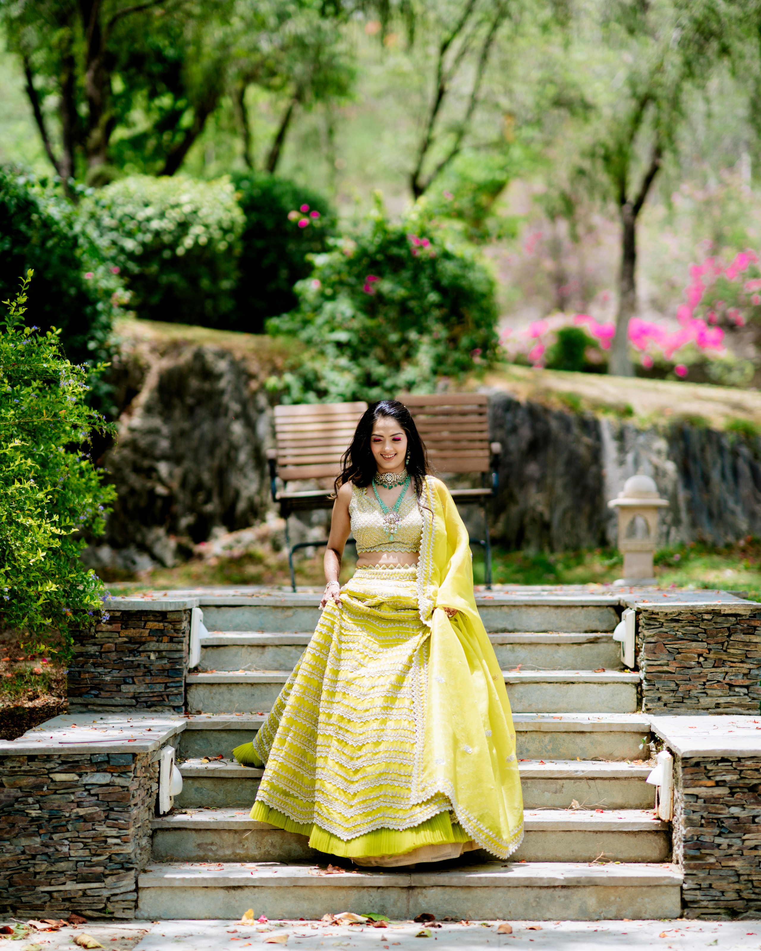 HALDI & MEHANDI. Wedding photographer Stalen Robert