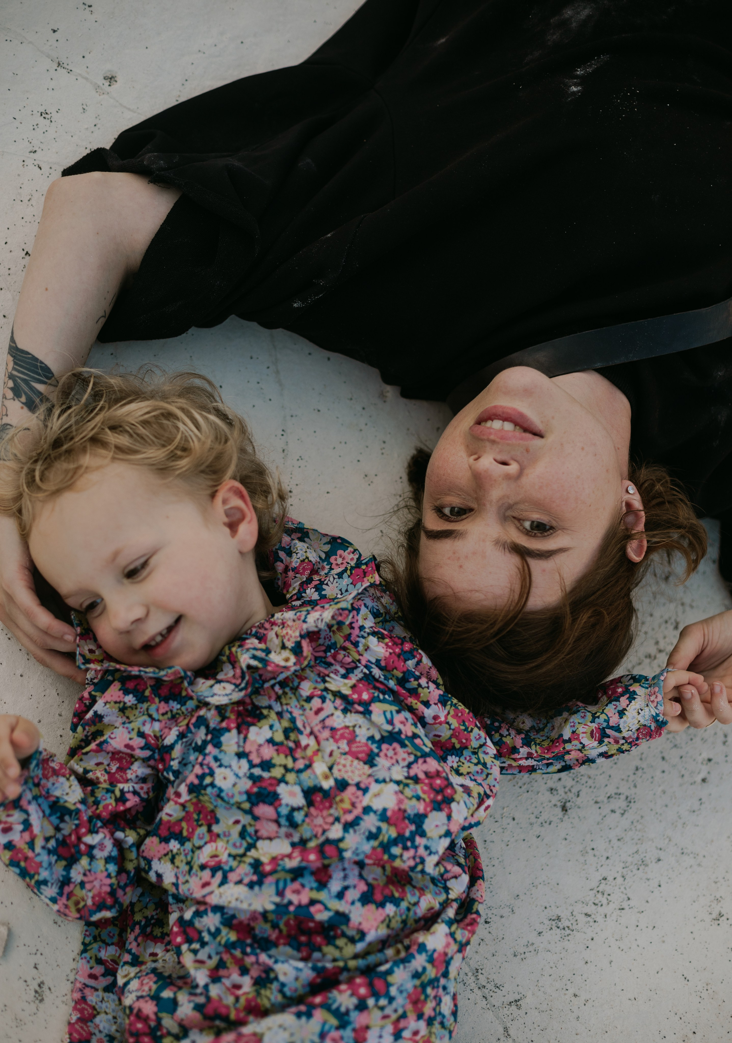 Olya i Ada. Fotógrafa en Barcelona capturando historias únicas | Kate Chumak