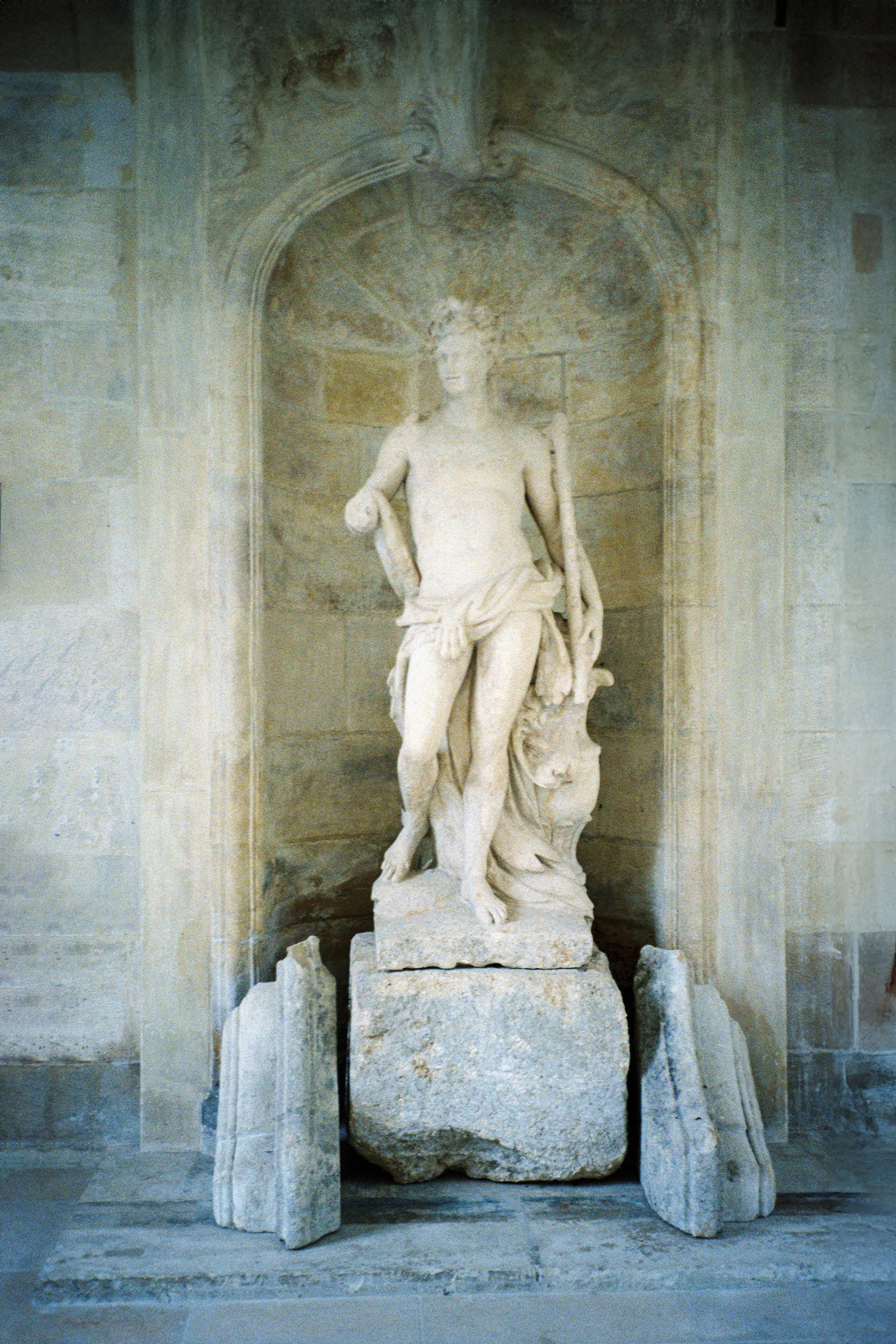 A luxury wedding at Chateau de Villette, just 40 minutes from Paris, captured entirely on film photography