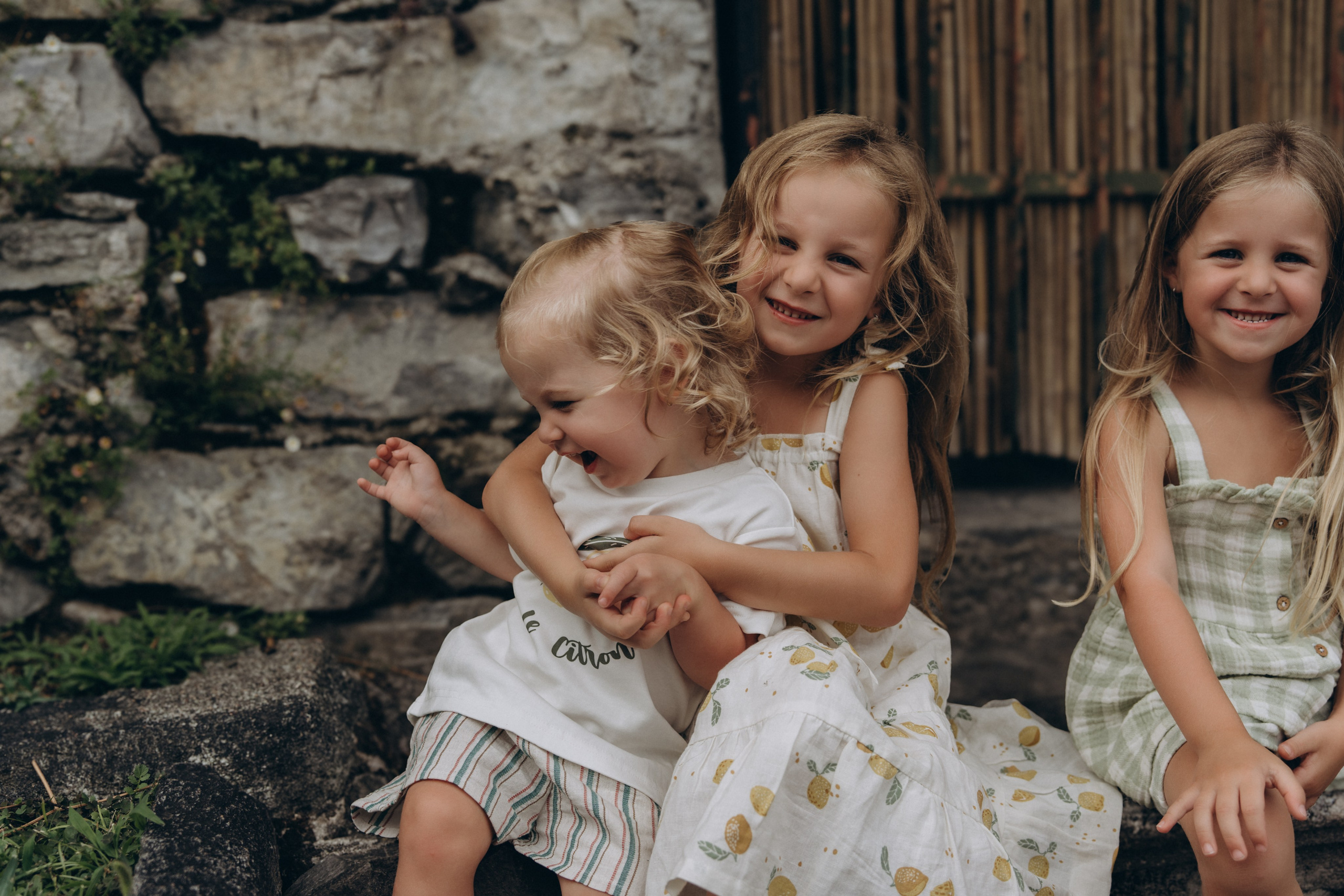 Family moments in Como Lake. PHOTOGRAPHER IN ITALY