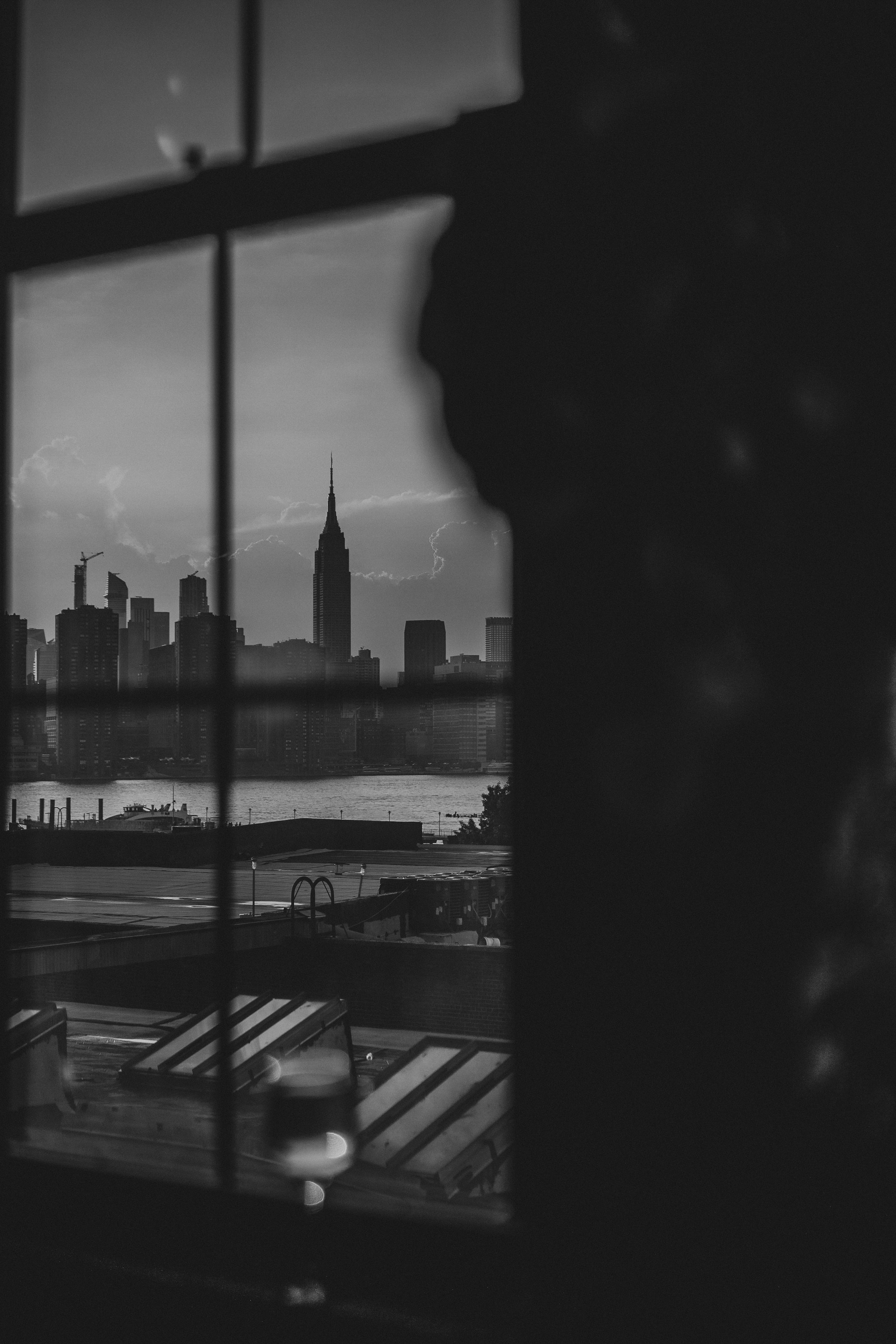 Wedding in the Greenpoint Loft. Portrait and wedding photographer in New York