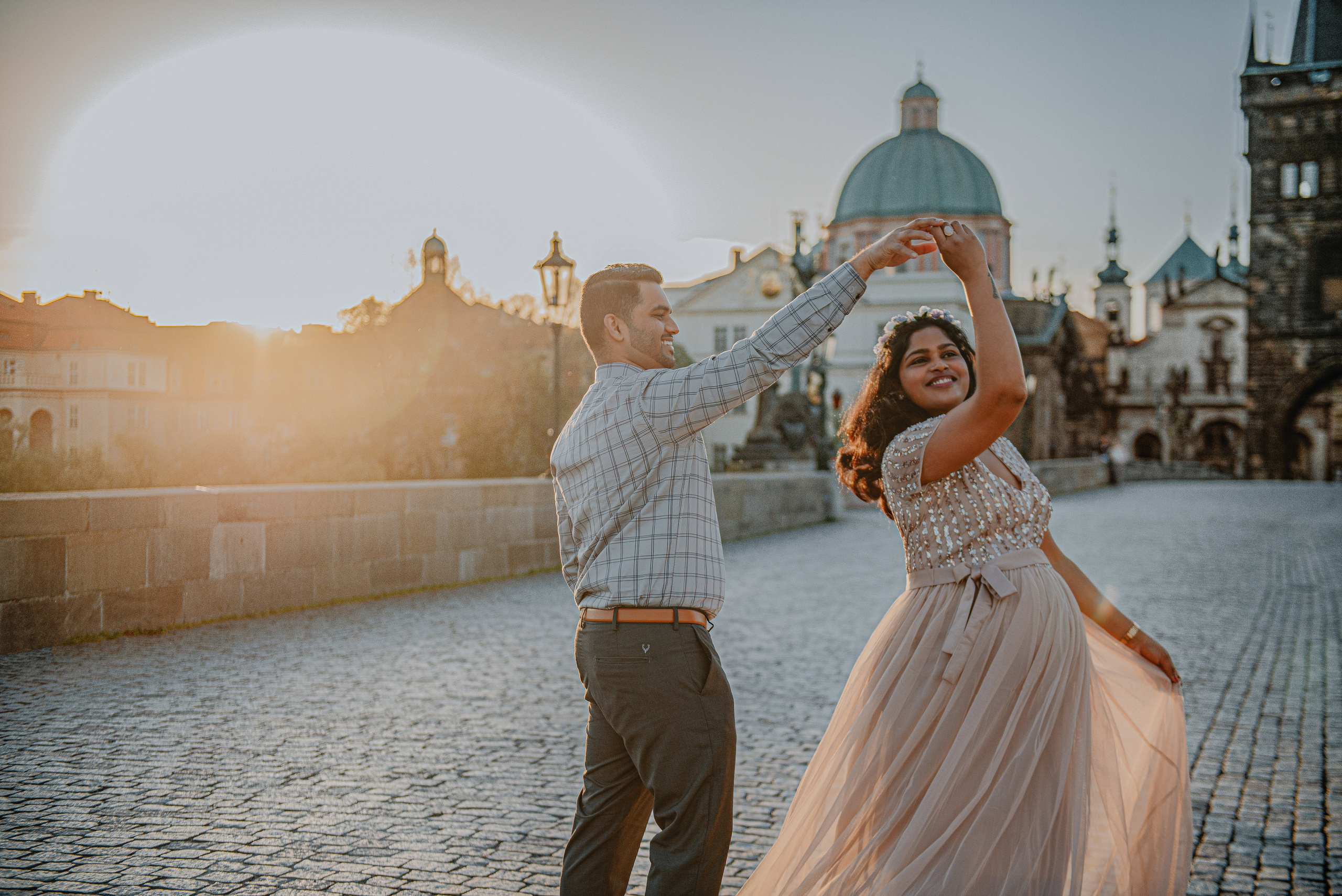 Pregnancy photography. Professional photographer in Prague Anastasia Haritonova