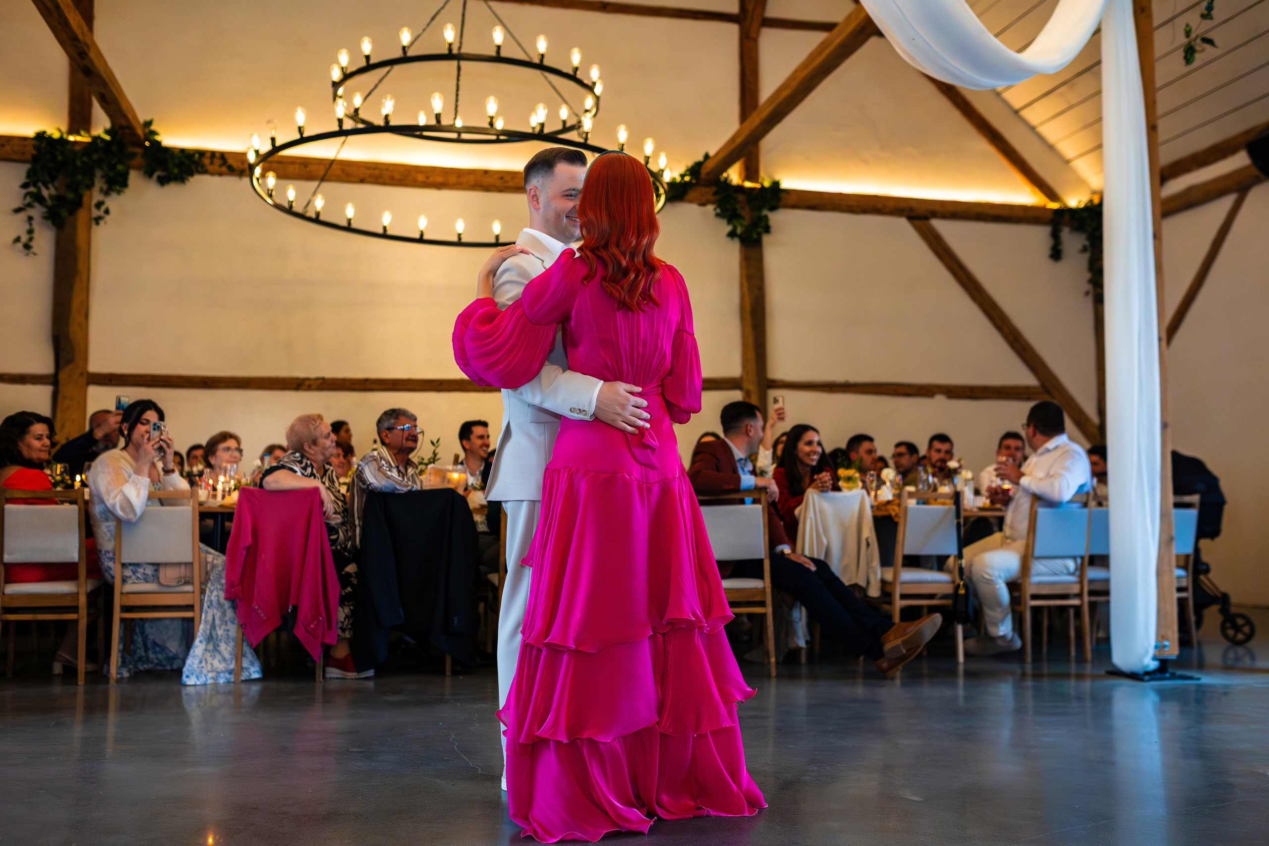 Petrecere Raluca si Paul. Ionut Brehuescu — Fotograf