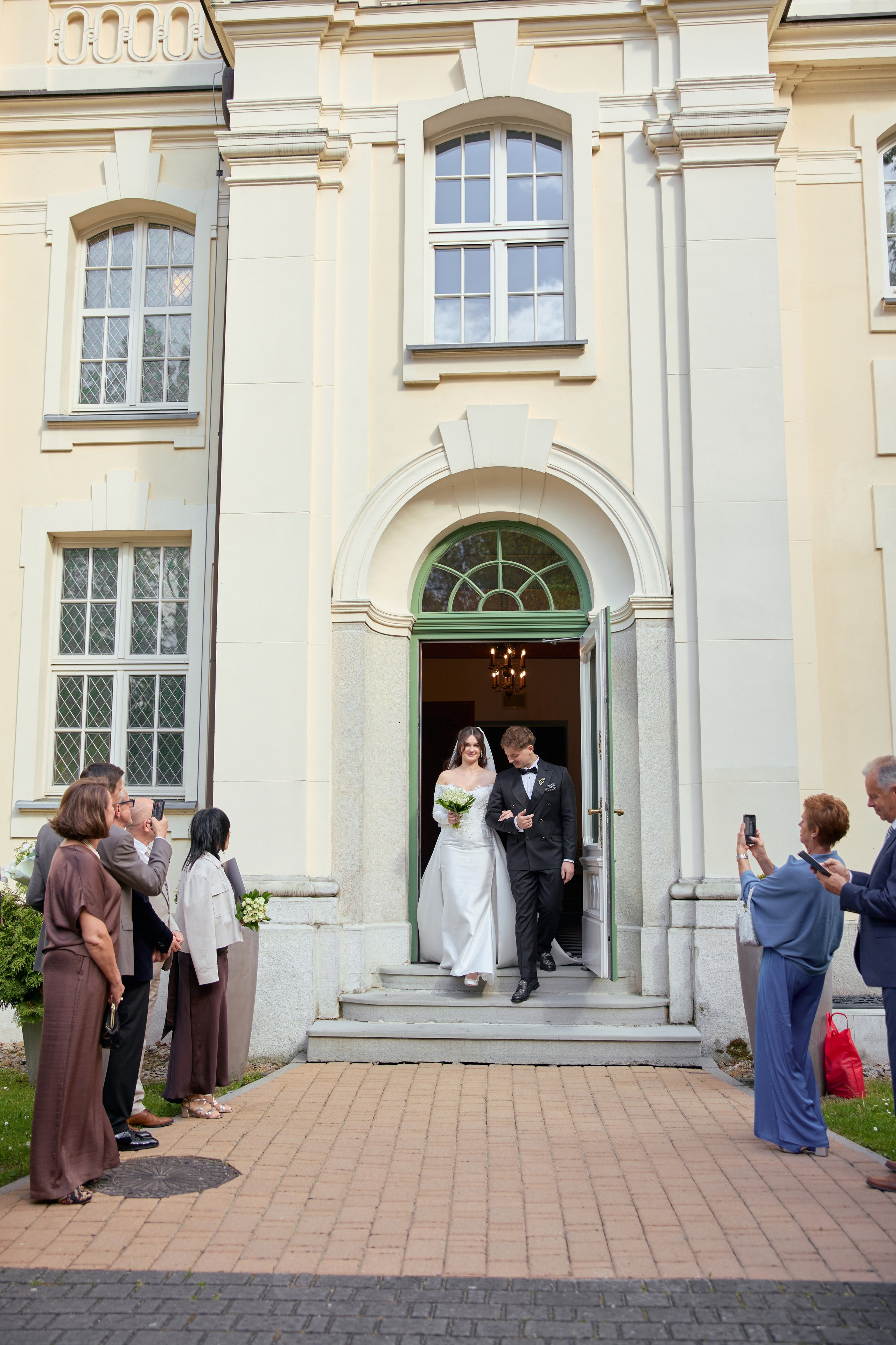 Wiktoria & Kacper. Pałac Goetz. Fotograf ślubny i rodzinny w Krakowie Yana Klymova