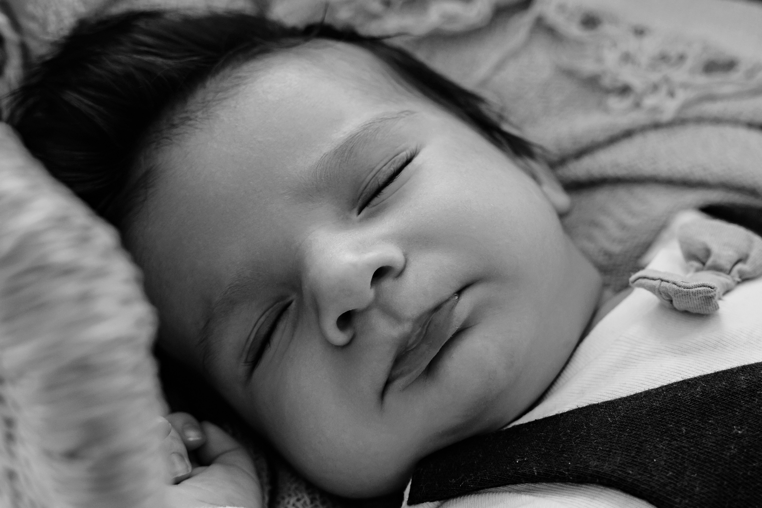 Фотосесия за новородено. Фотограф Ирина Йотова