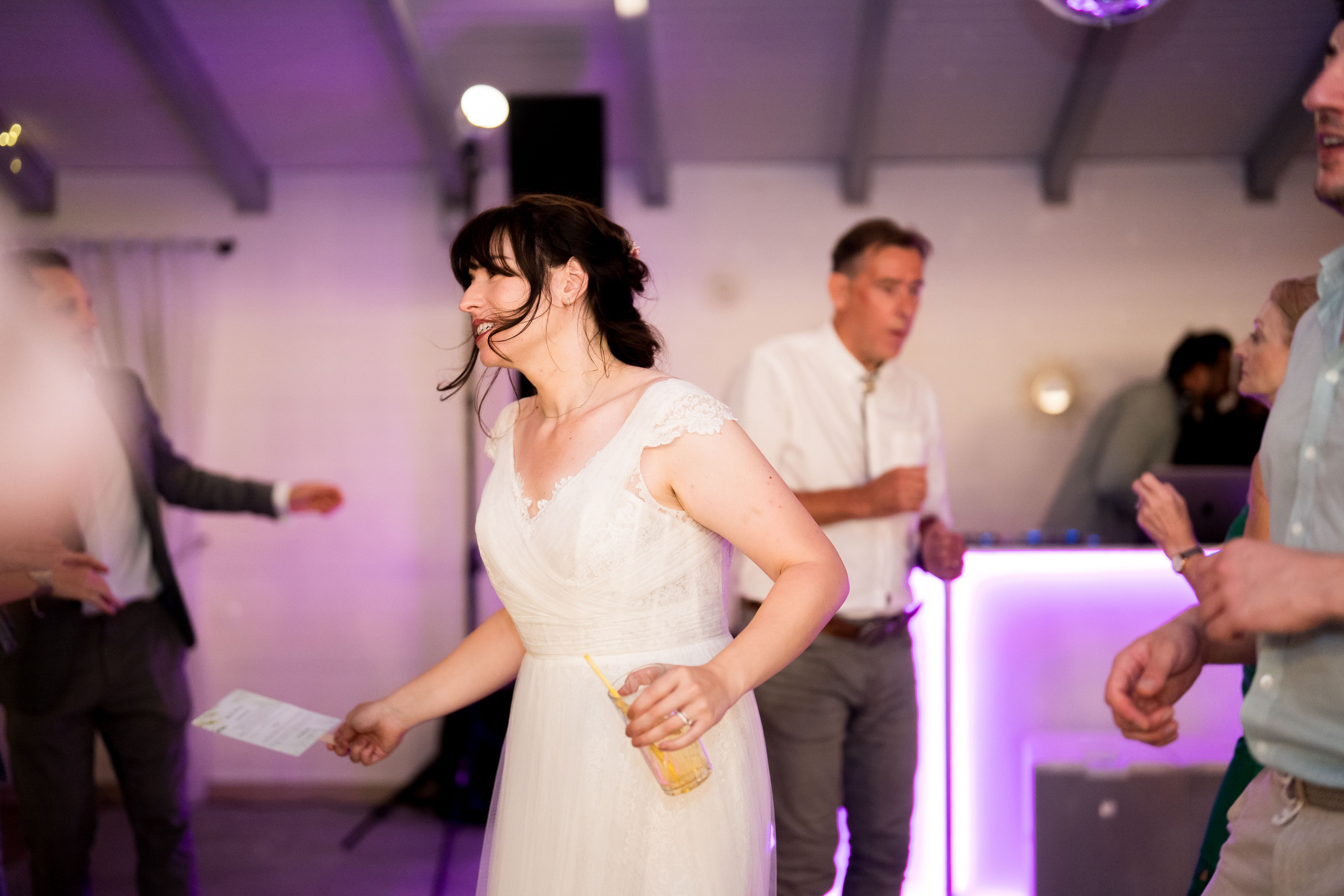 PARTY. Gabriel Florea — Fotograf nuntă București