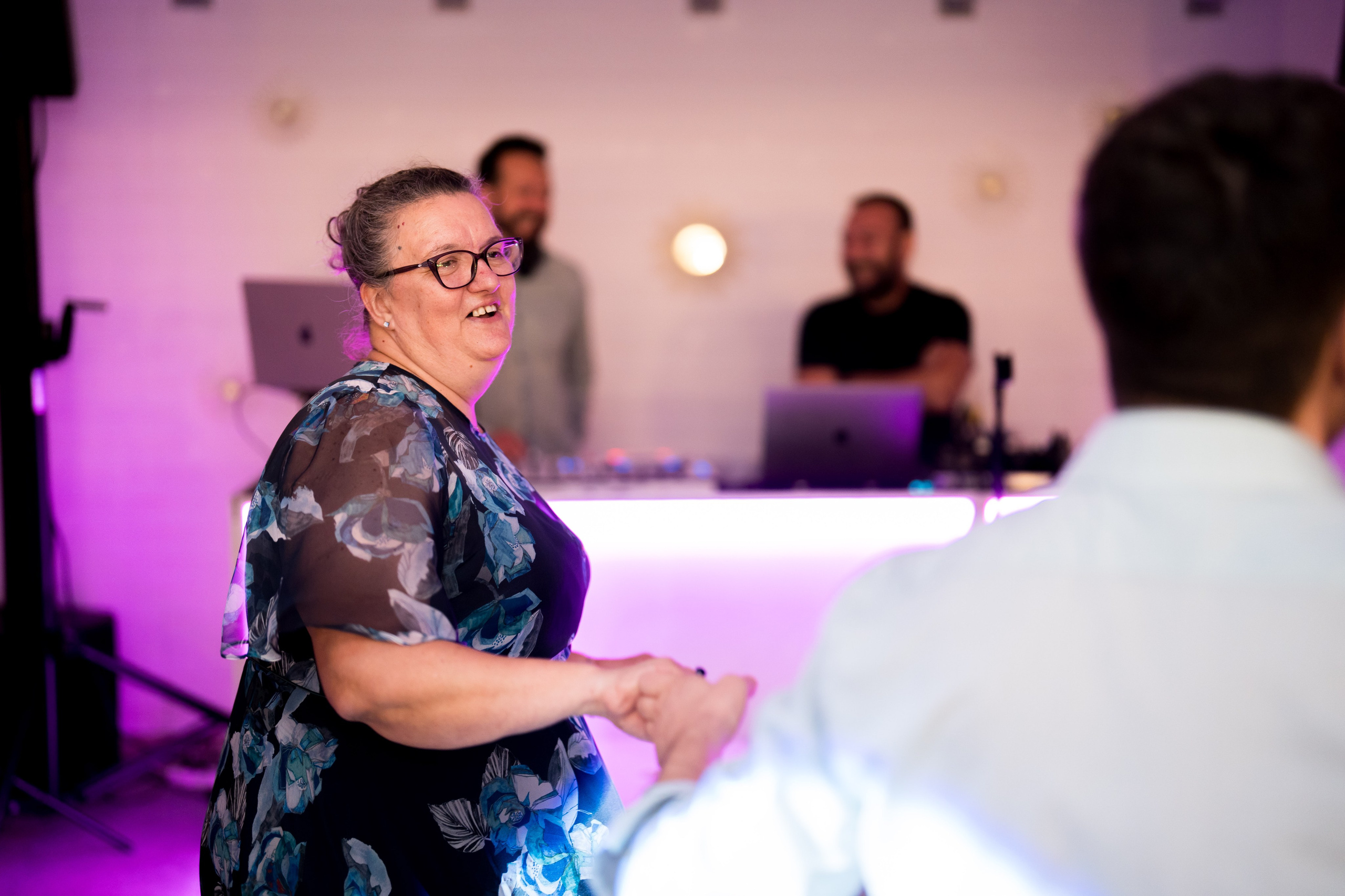 PARTY. Gabriel Florea — Fotograf nuntă București