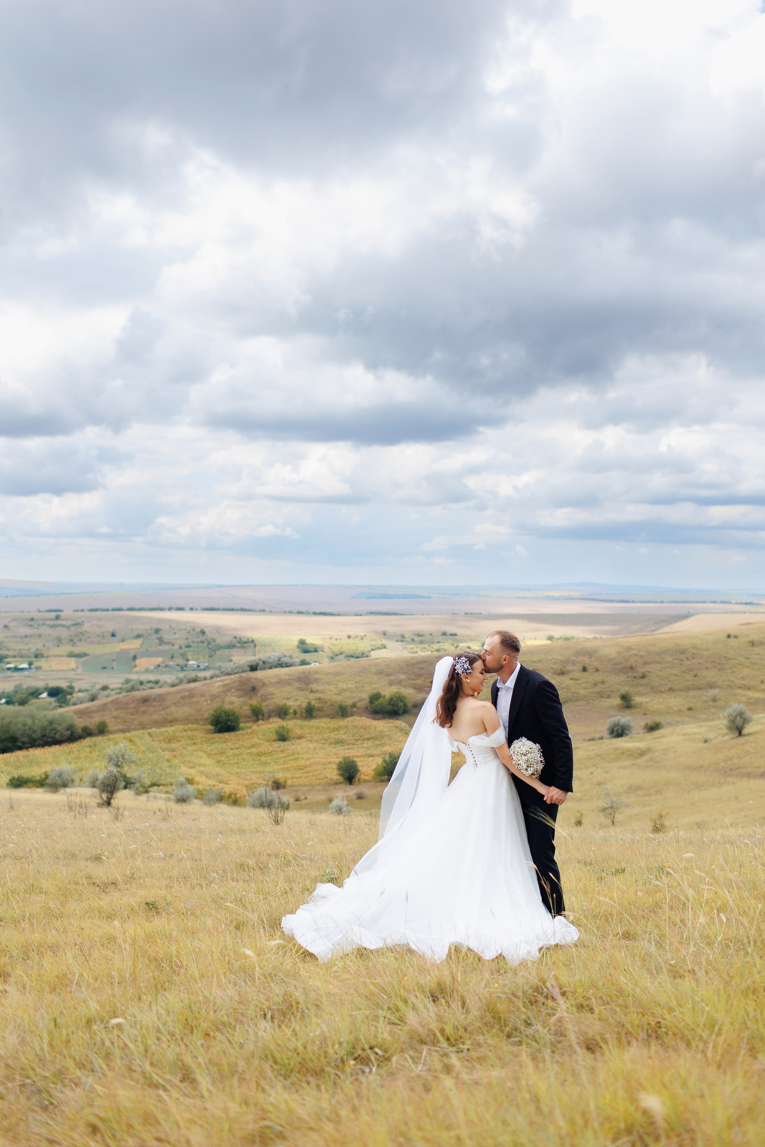 Mihai & Elena. Servicii Foto Video la Nunta Chisinau Moldova Europa Studio MagicFoto