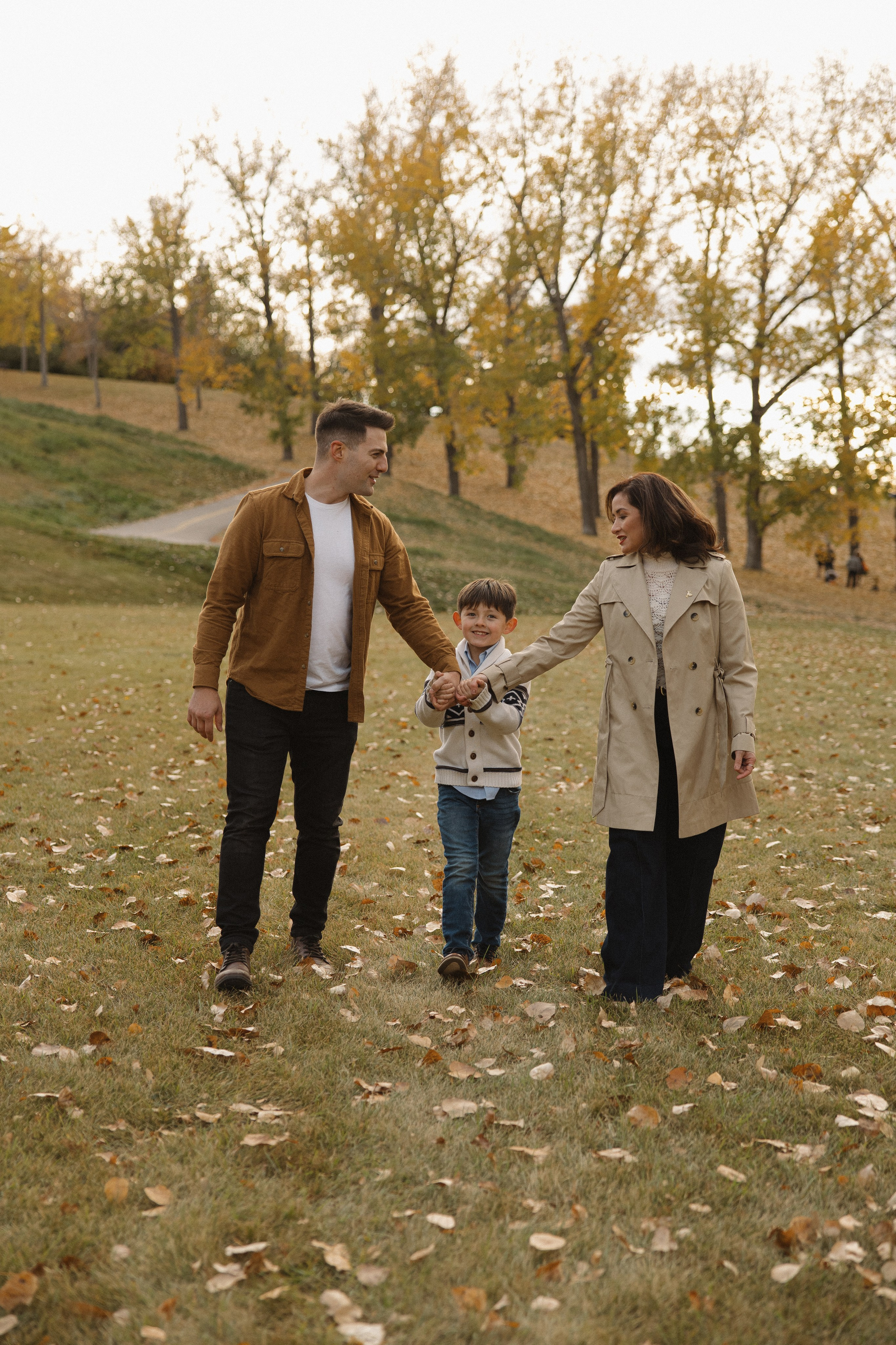 Karen and her beautiful family. Photographer Stanislav Antonov