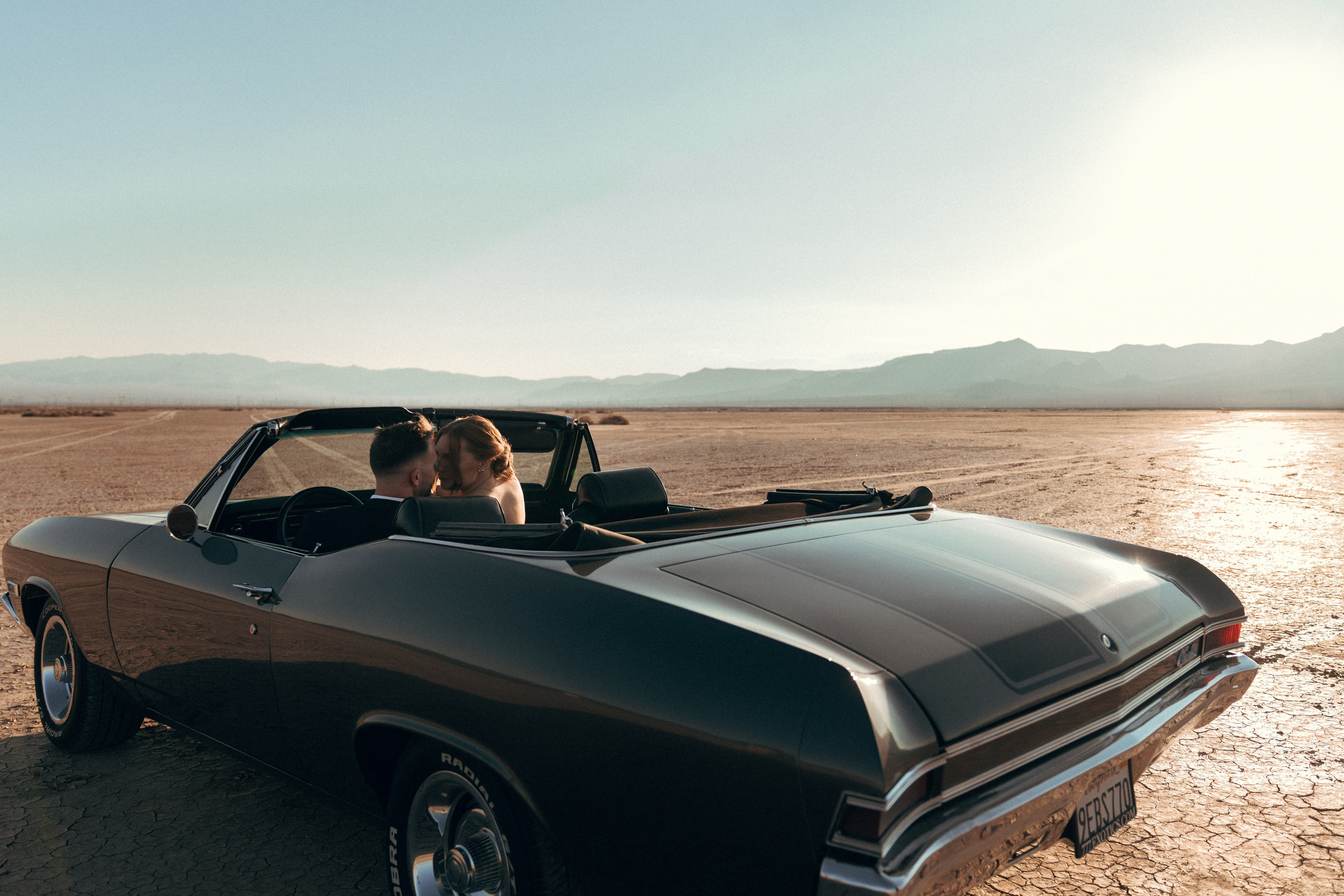 Dasha&Jeremy. Wedding & elopement photographer Viktoriya Kravtsov. Las Vegas