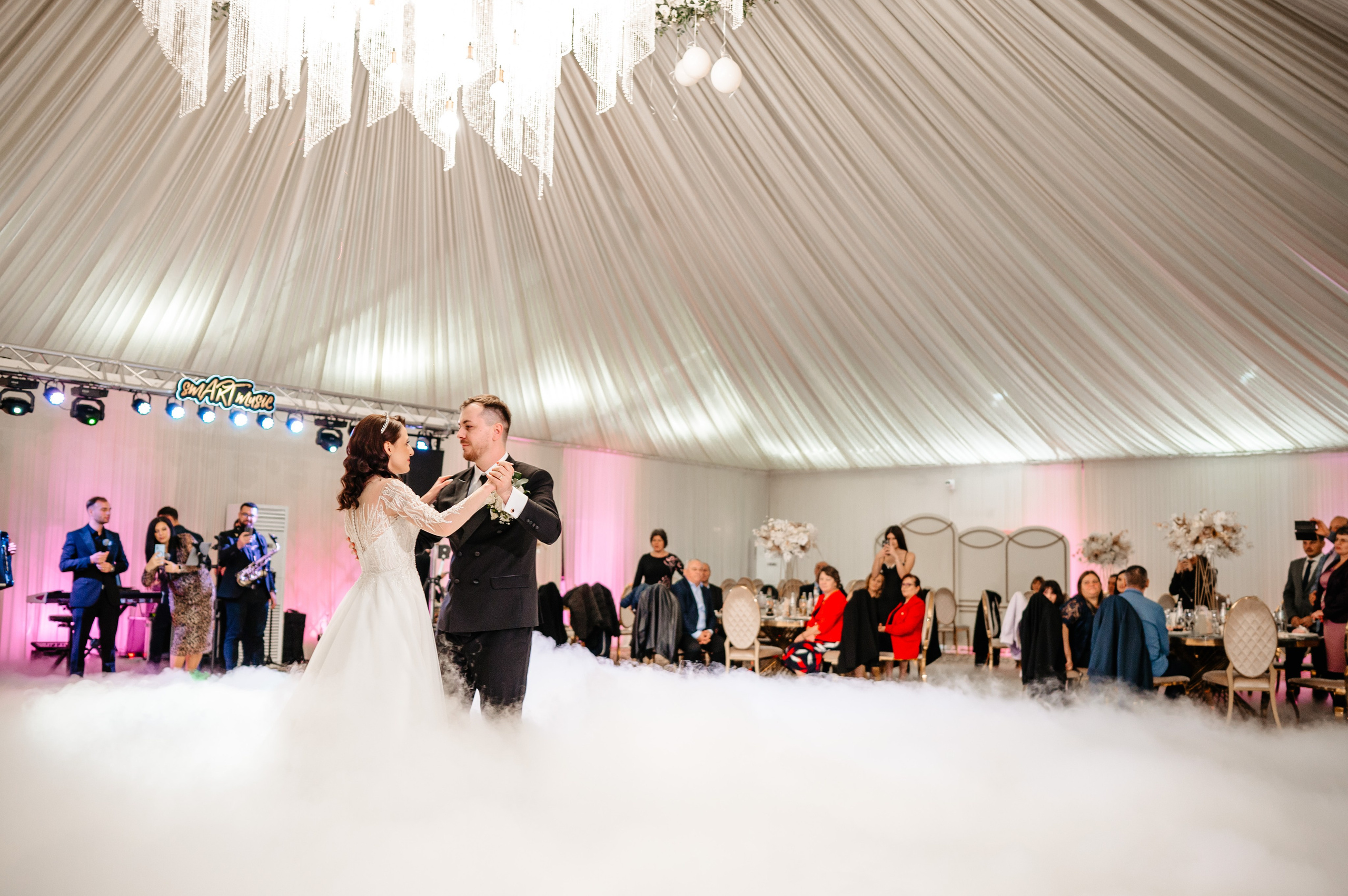 Claudia & Catalin. Mariusclaudiucojocaru.wfolio.pro