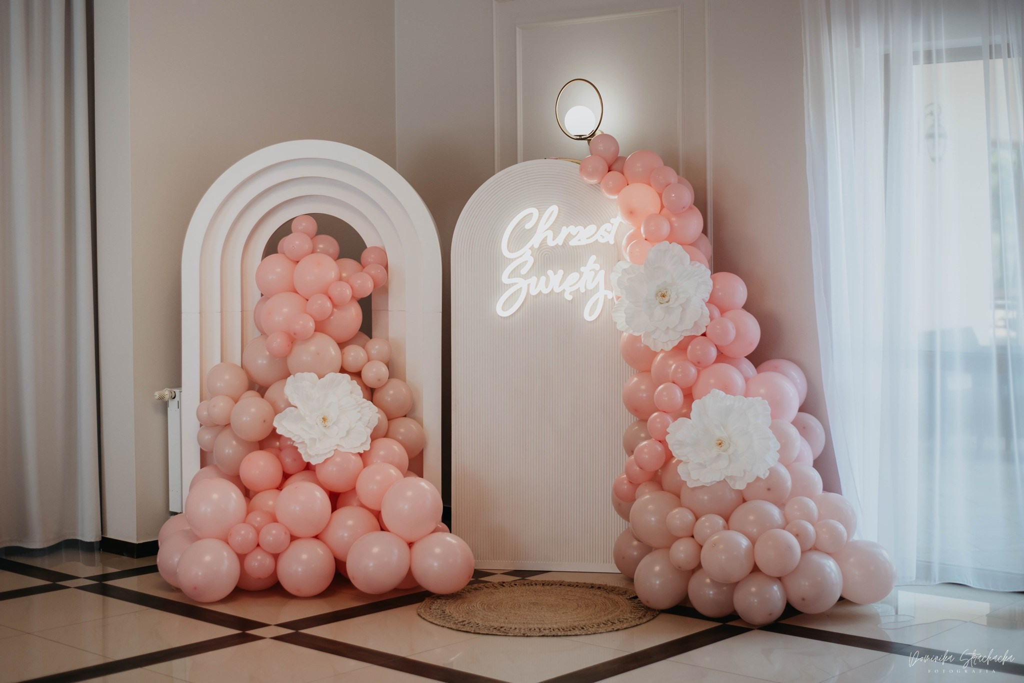 Chrzest Święty Alicji. Dominika Strachacka Fotografia | Fotograf ślubny i rodzinny Opole Lubelskie Lublin