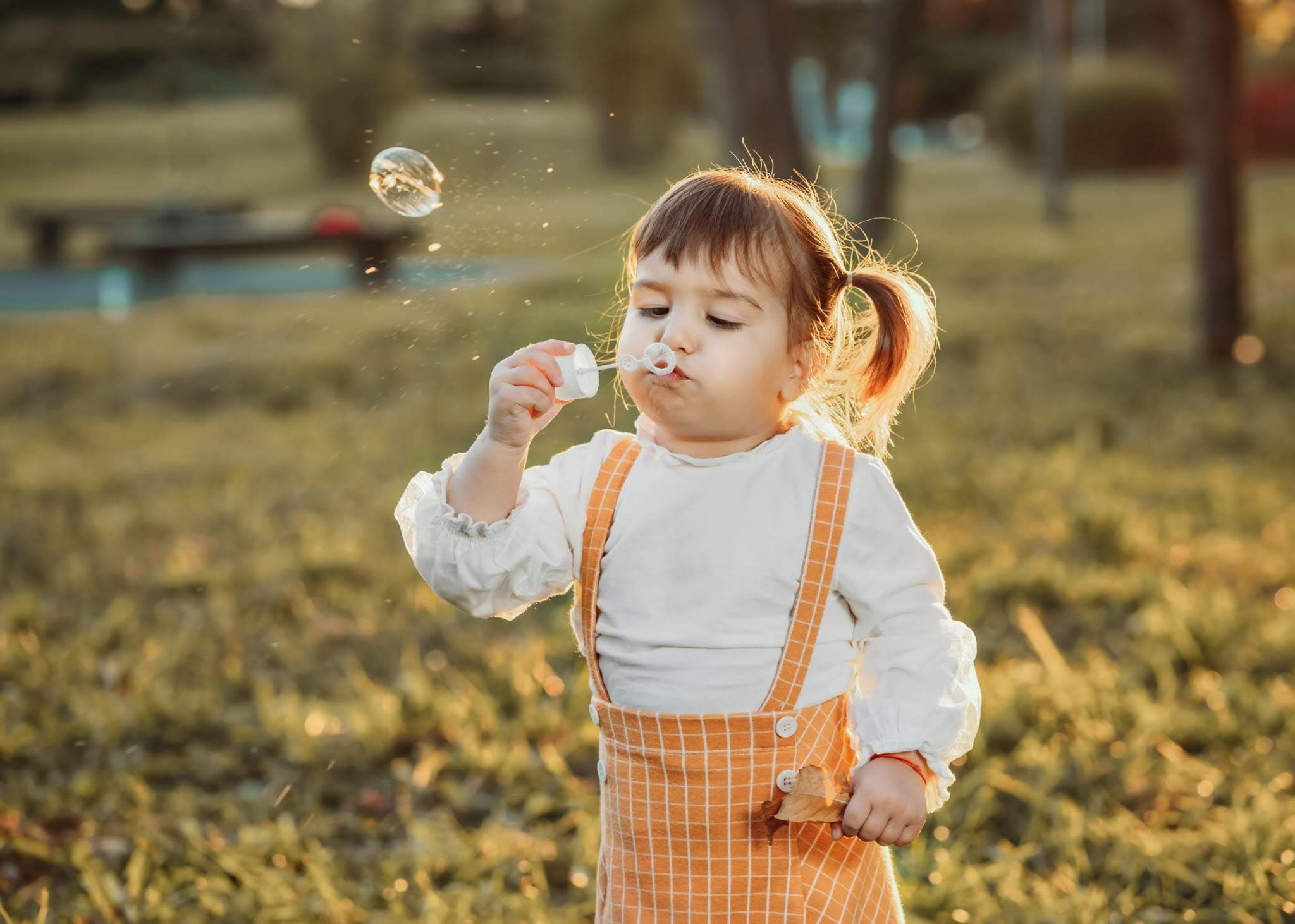 FOTOGRAFISANJE U PRIRODI. DEČIJI FOTOGRAF BEOGRAD|NOVOGODISNJE FOTOGRAFISANJE|CAKE SMASH