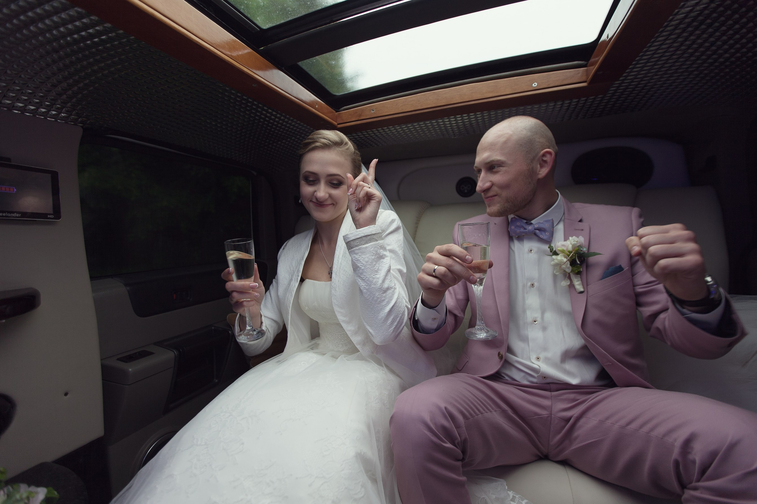 Robert & Andriana, Lviv. Denny Savon — Photographer in Santorini | Weddings, Love Stories & Flying Dress