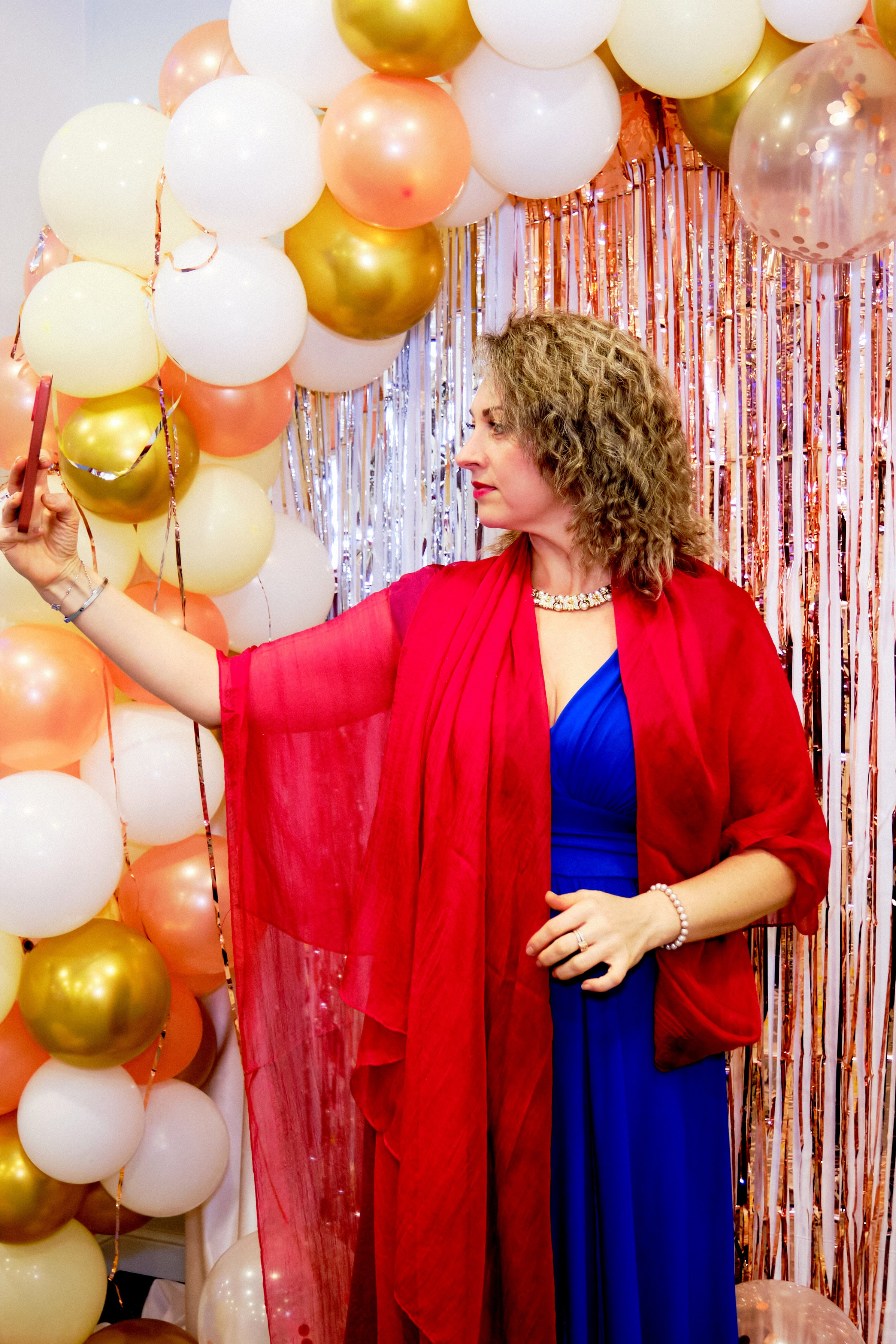 Фоторепортаж з благодійного Новорічного балу у Чорногорії. Портретний фотограф Альона Новгородцева