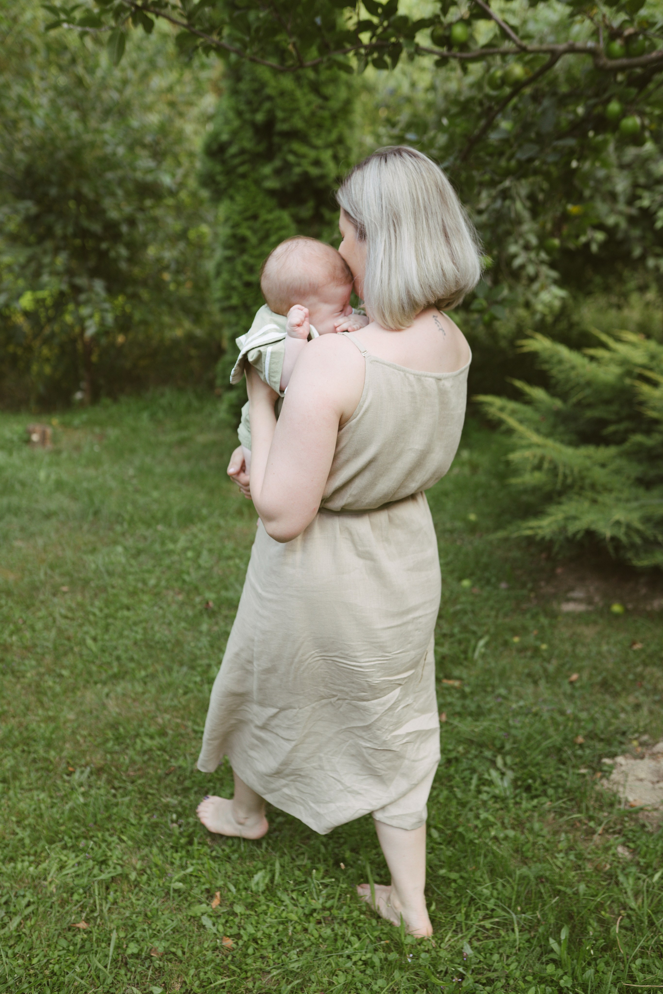 Fotografie de Eveniment Brașov: Povești Vizuale | Mădălina Beda. Madalina Beda- Artist vizual, fotograf, doula la nastere, consultant babywearing Brasov si in toata tara