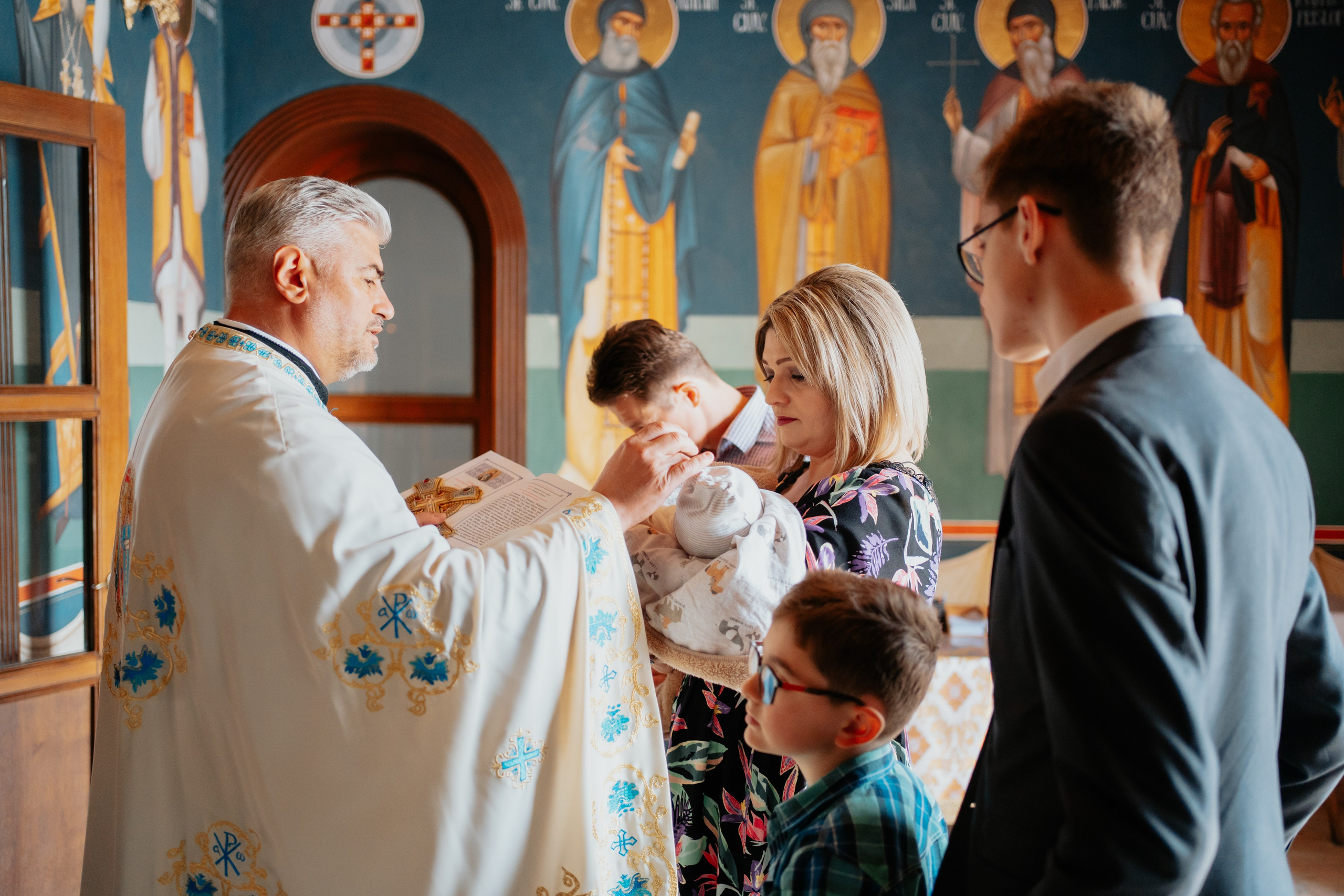 Teodor’s Baptism. Fotograf Nunta Iasi - Hearts & Pictures