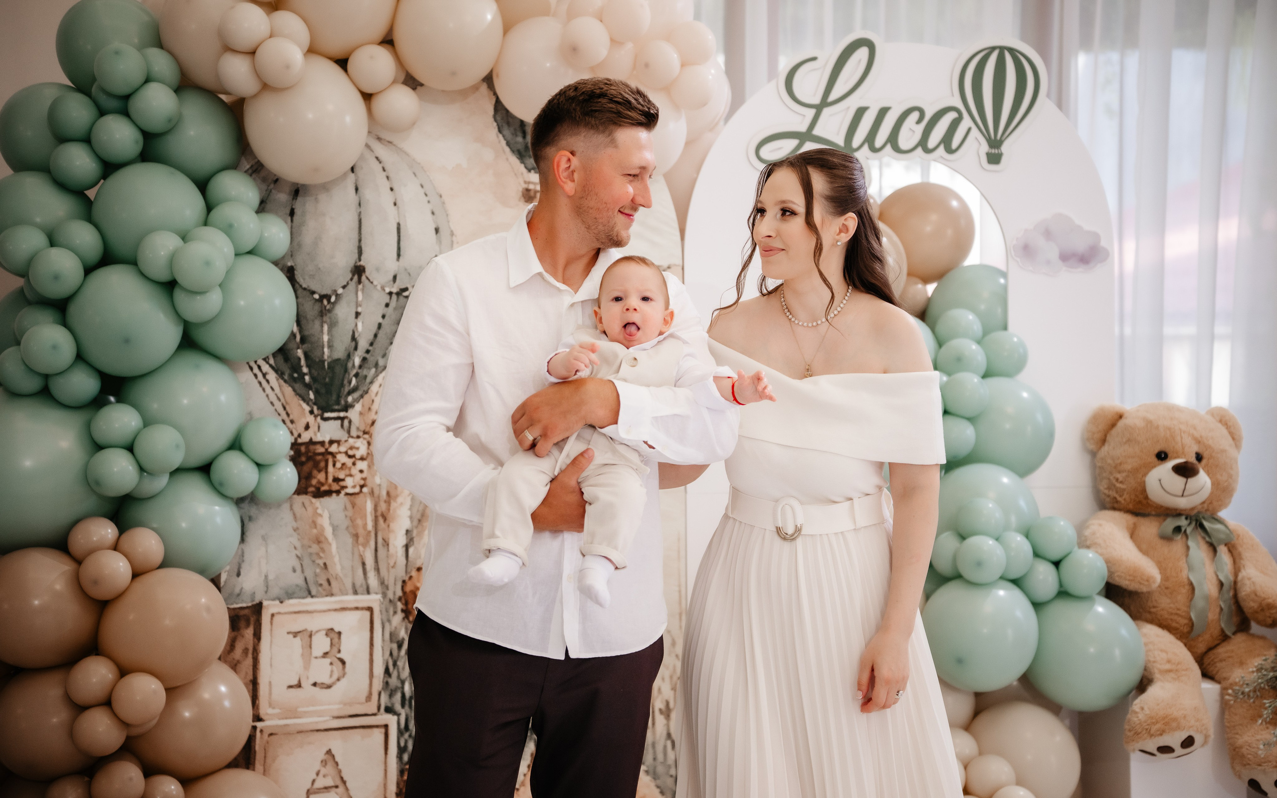 🤎 L u c a - Taina Botezului Preview. Wedding & Family Photographer
