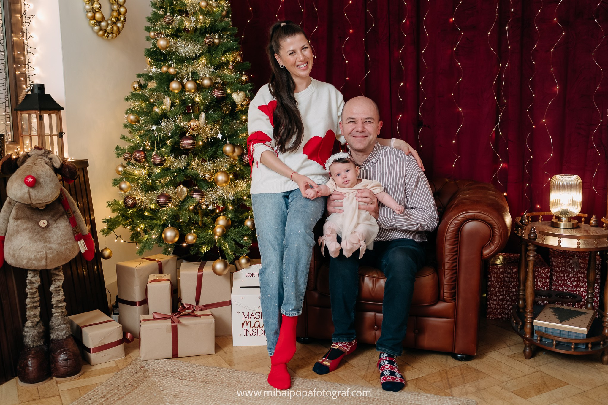 Ședință Foto Crăciun - Sara. Fotograf Nuntă & Botez București - Mihai Popa | Dincolo de oameni, imortalizez emoții!