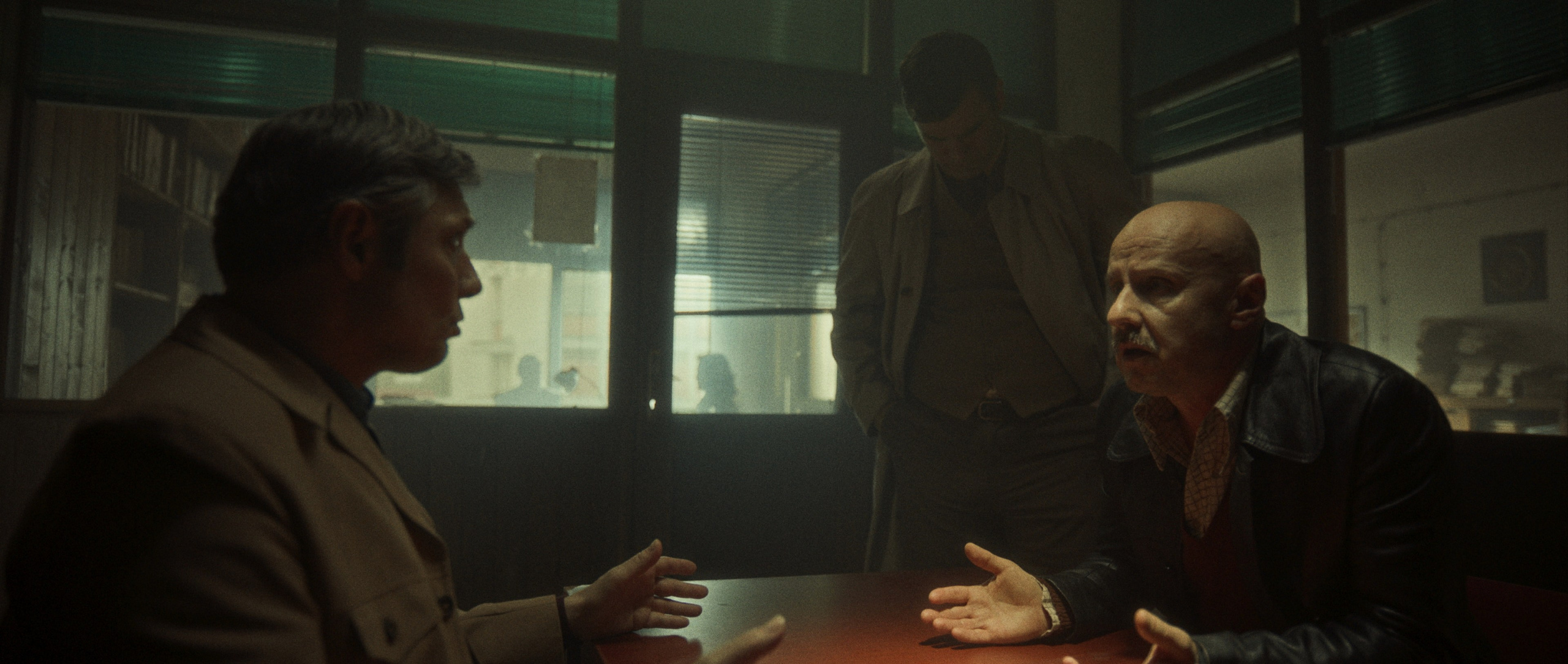 Ruski Konzul. Commercial and studio photographer in Belgrade