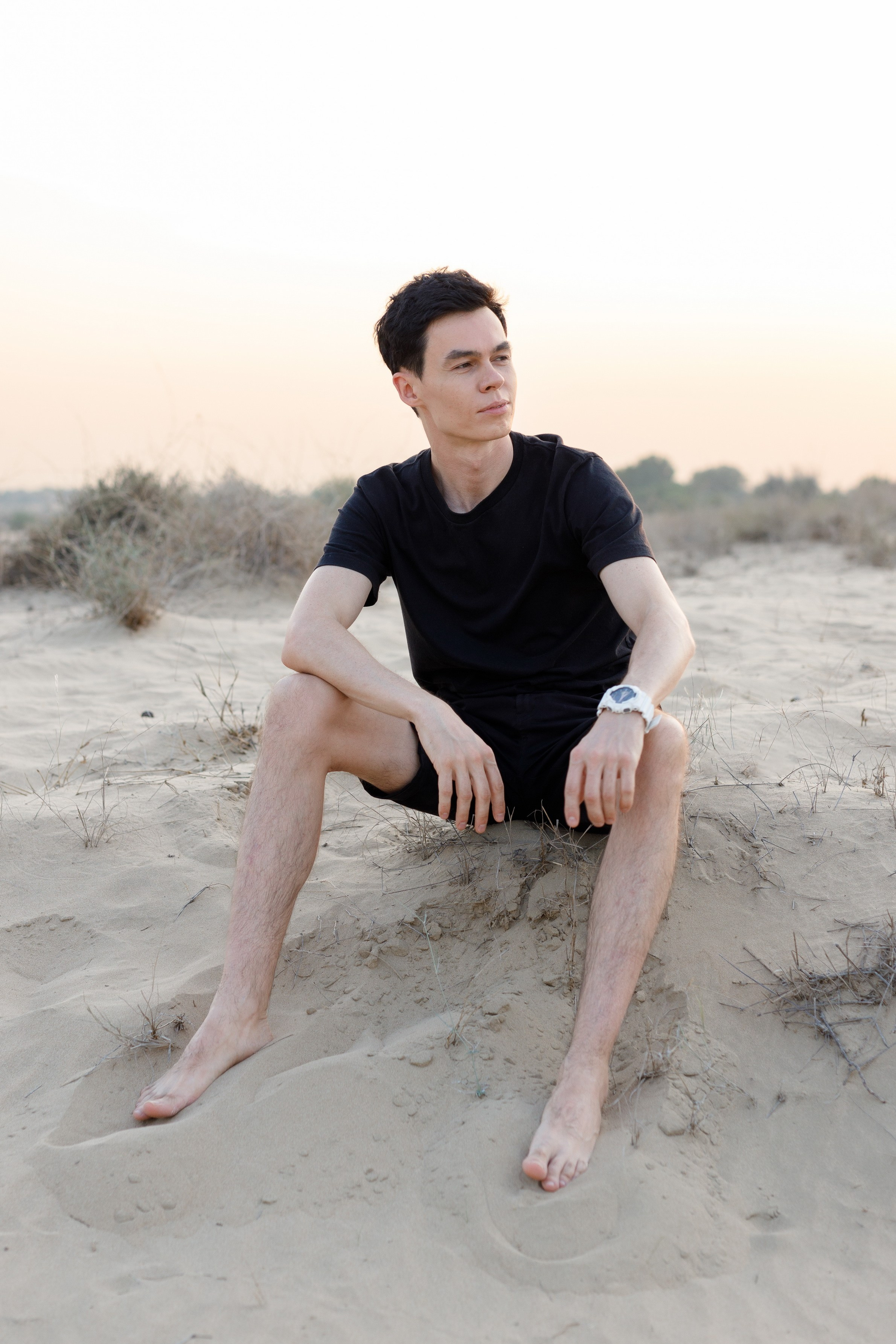 Oleg Torbosov — Meeting with subscribers in the desert. Photographer Anna Curly | Weddings and Events in Dubai