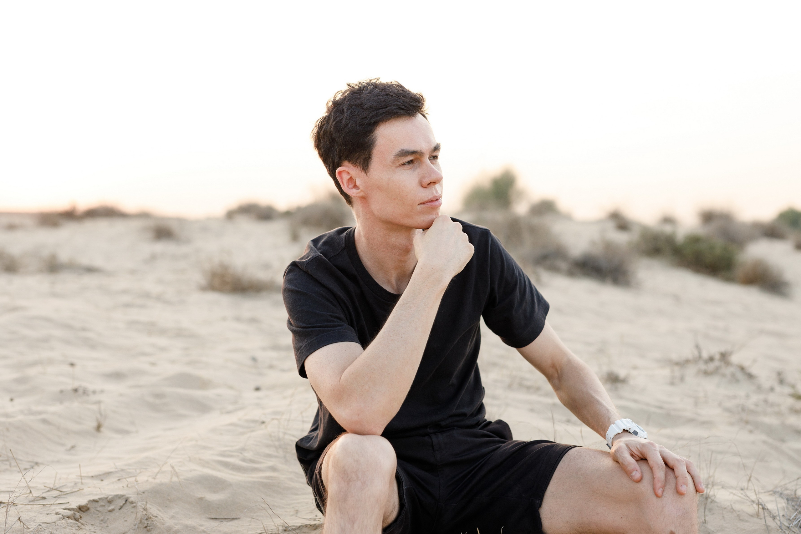 Oleg Torbosov — Meeting with subscribers in the desert. Photographer Anna Curly | Weddings and Events in Dubai