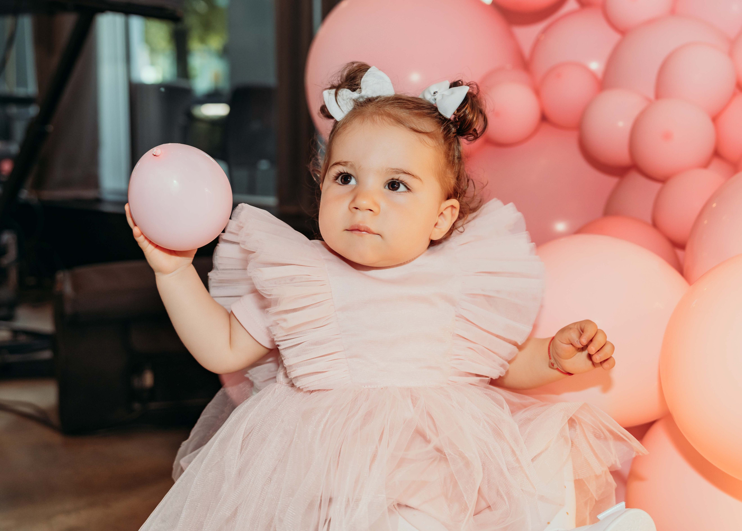 FOTOGRAFISANJE ROĐENDANA. DEČIJI FOTOGRAF BEOGRAD|NOVOGODISNJE FOTOGRAFISANJE|CAKE SMASH