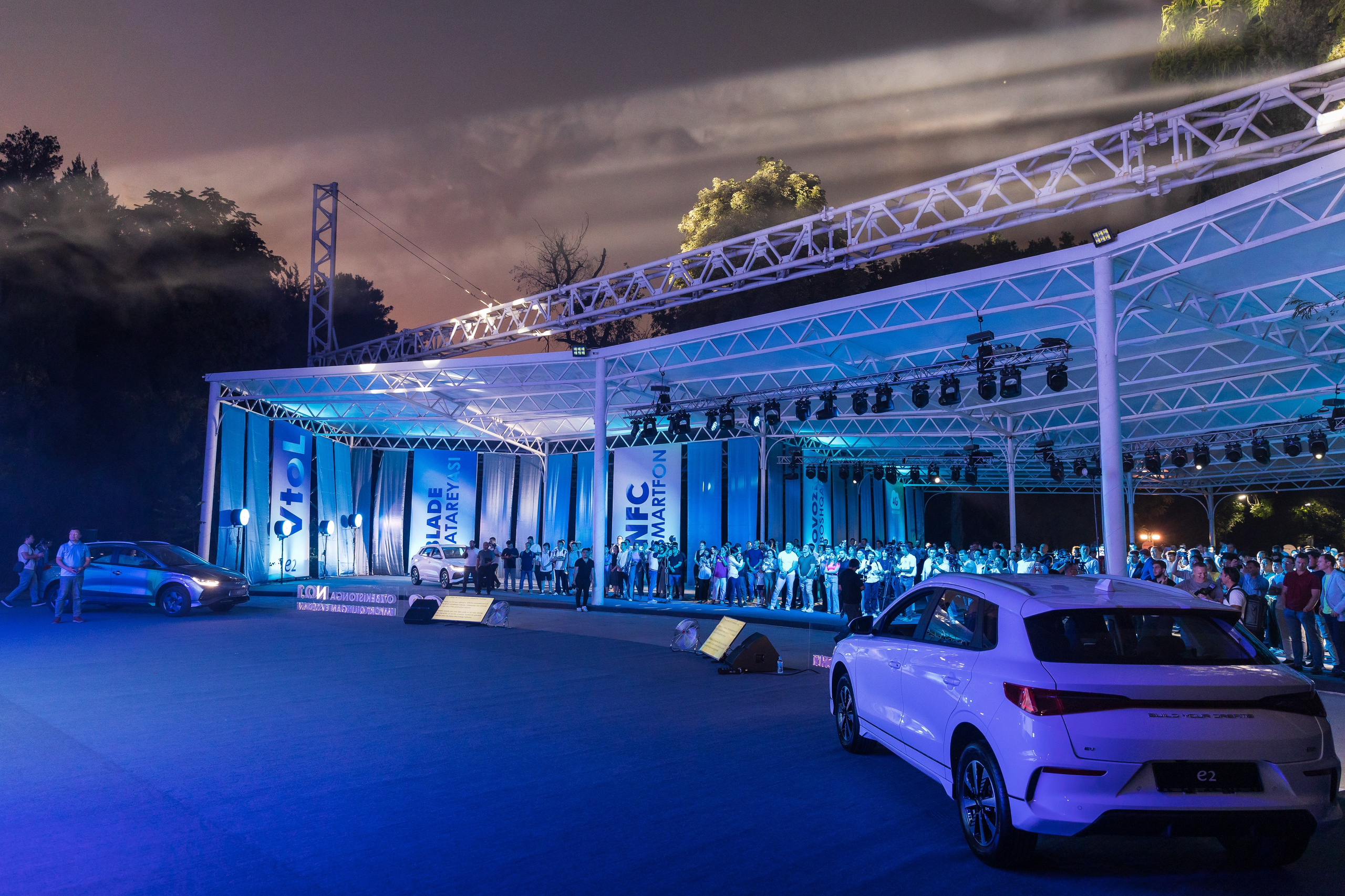 Презентация BYD E2. Профессиональная Фото-Видео Студия Геннадия Нестеренко | Ташкент и Весь Узбекистан