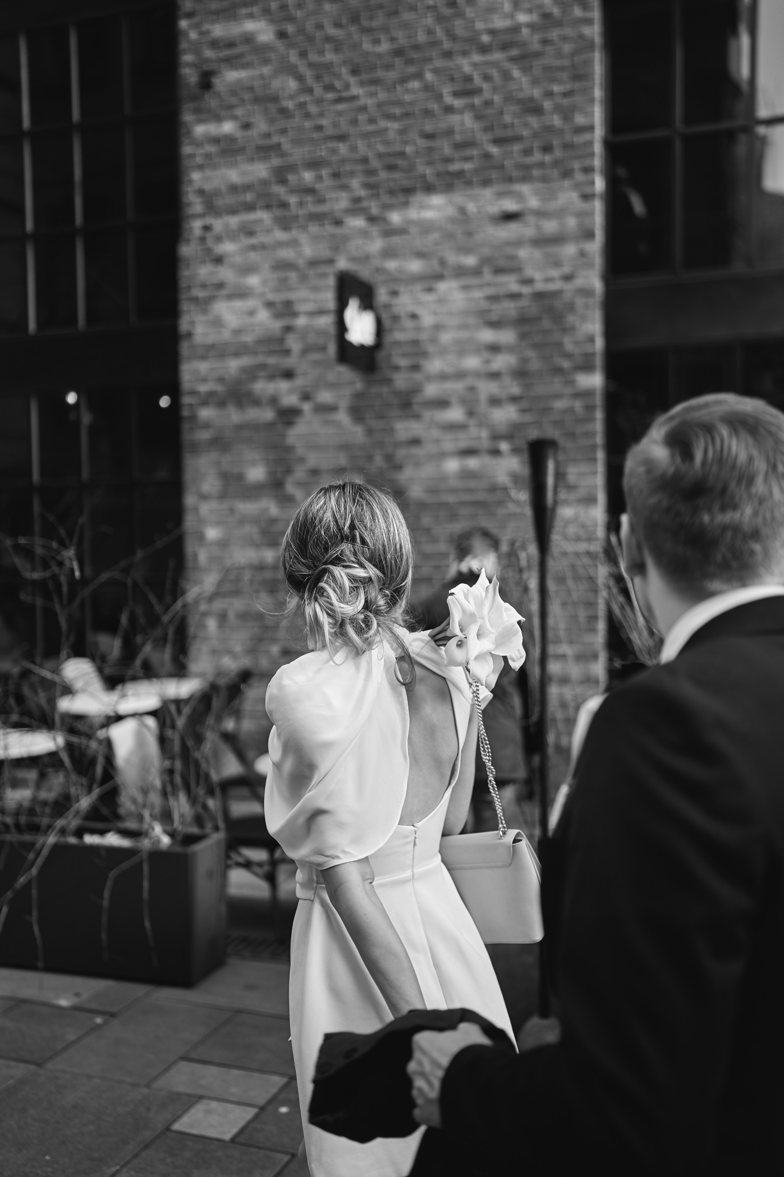 Amy in Oslo. Bryllupsfotograf i Oslo. André Korsak – candid og dokumentarisk fotograf