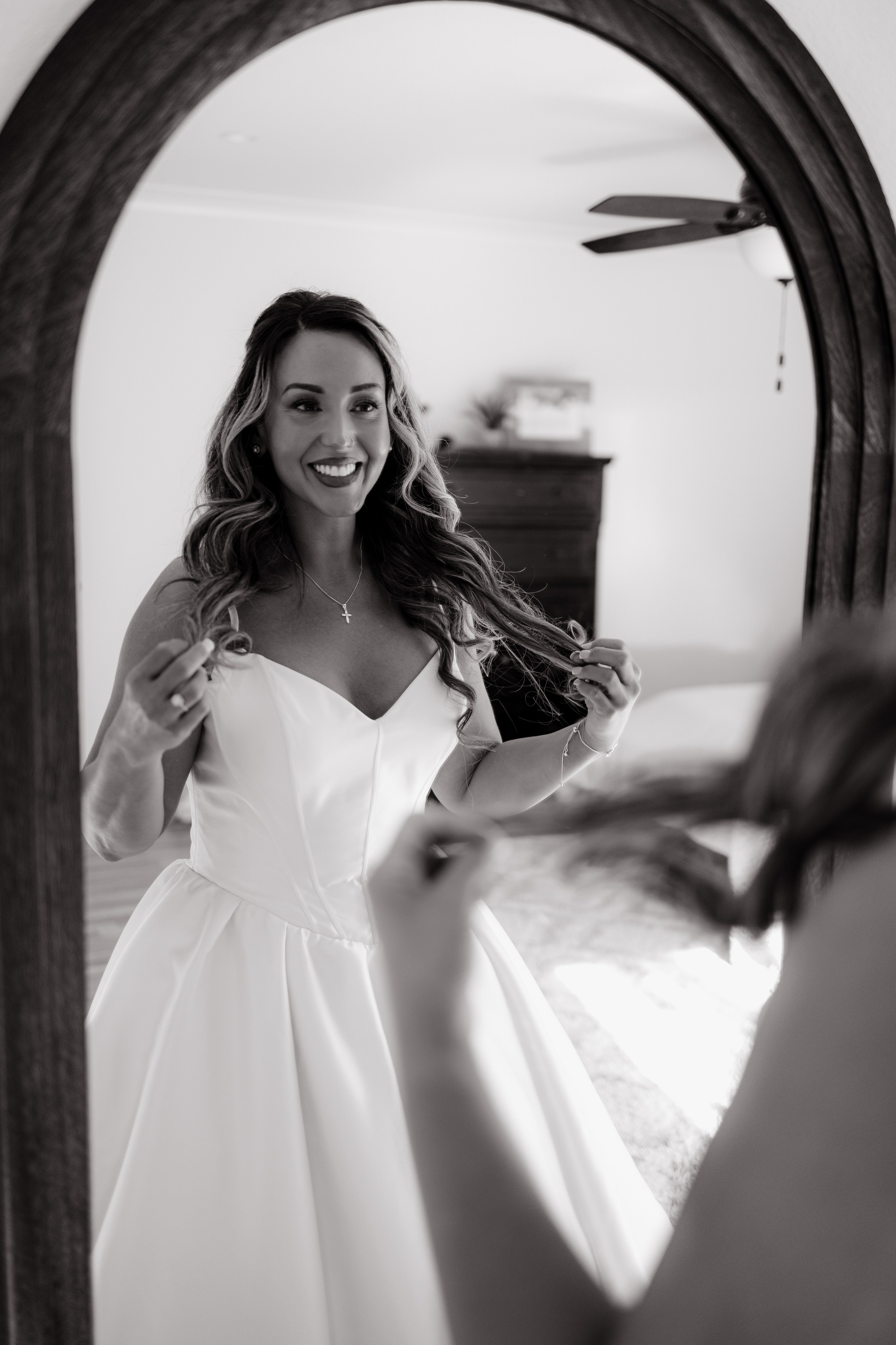 Vanessa Bridal Prep| Sacramento Wedding Photographer. Wedding Photography & Videography San Francisco, Sacramento