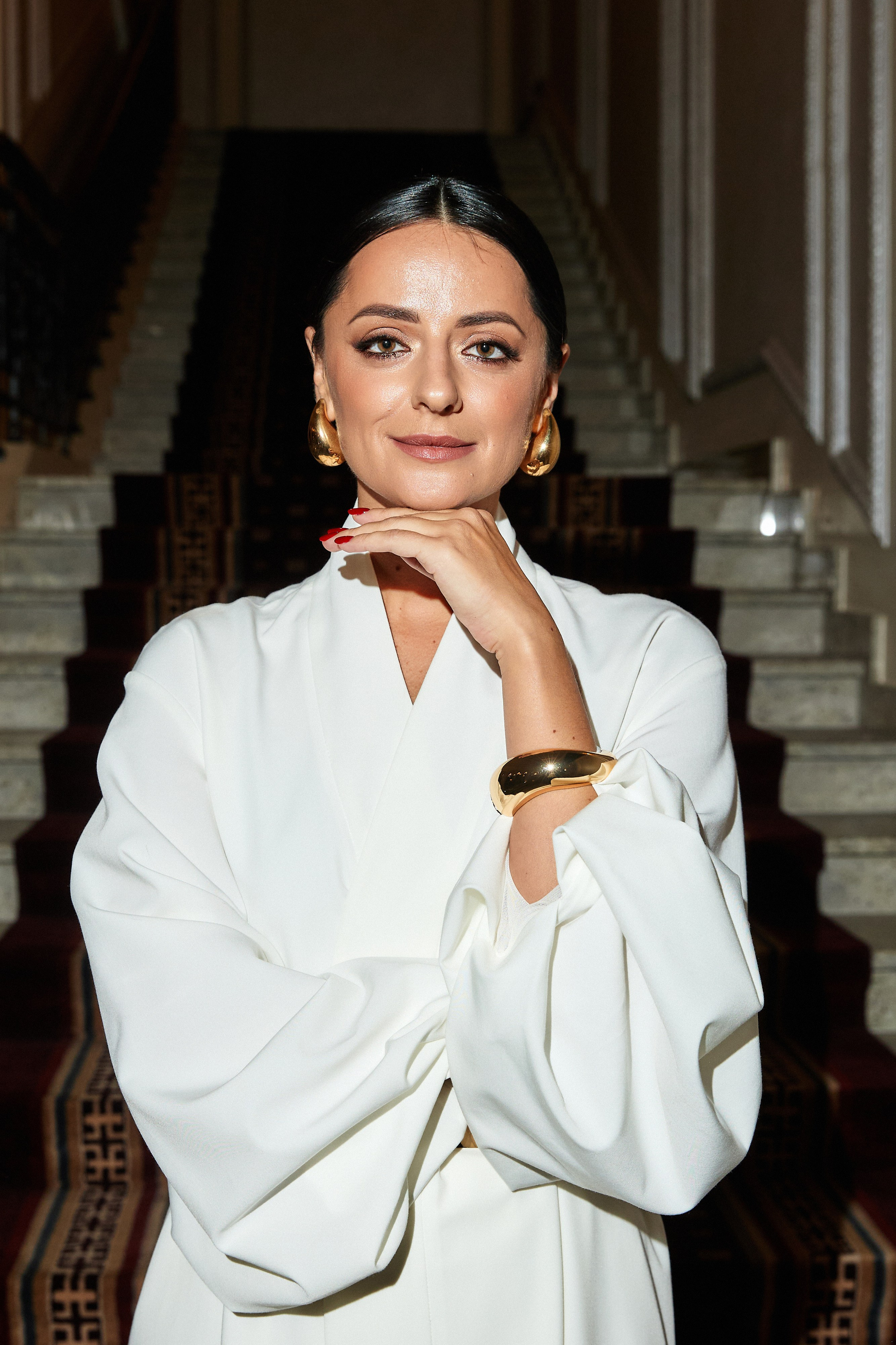 Conference by Daria Oskin. Destination wedding and fashion photographer in Riga Igor Davidovich