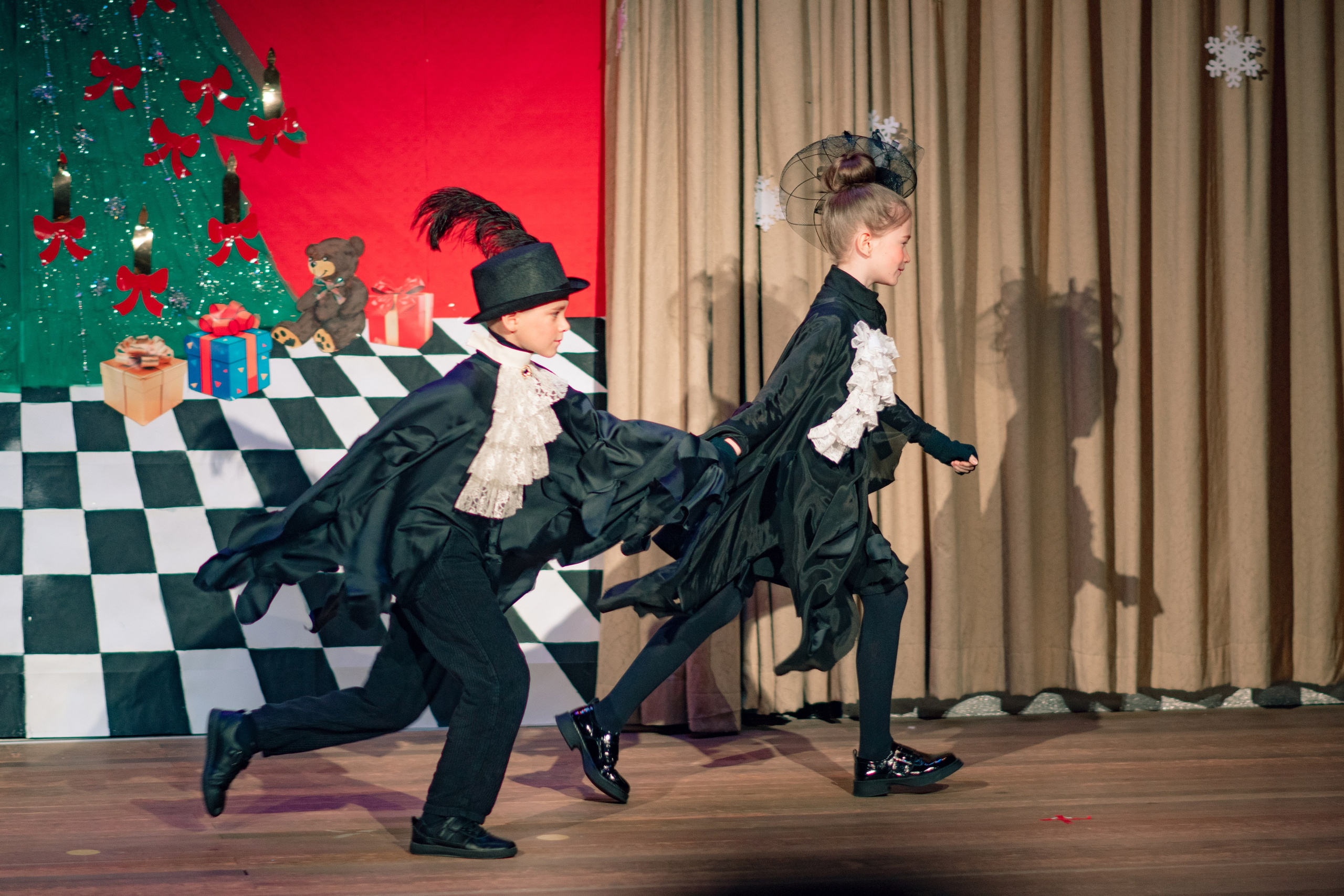 Театральная студия. Семейный и детский фотограф