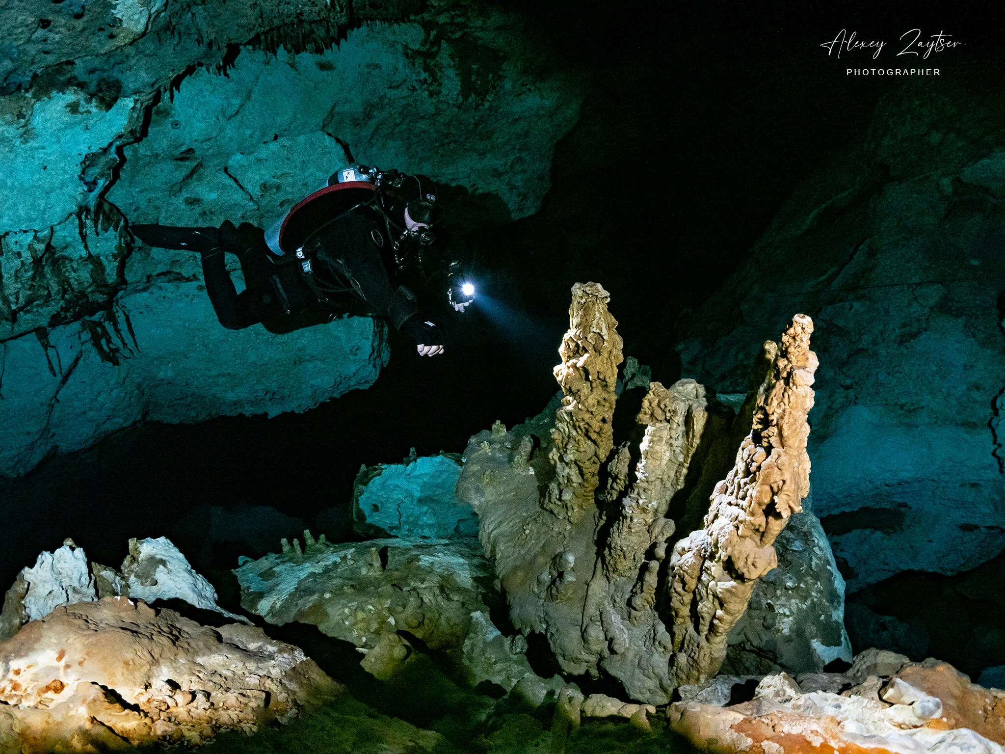 Senote. Your photographer on land and under water— Alexey Zaytsev