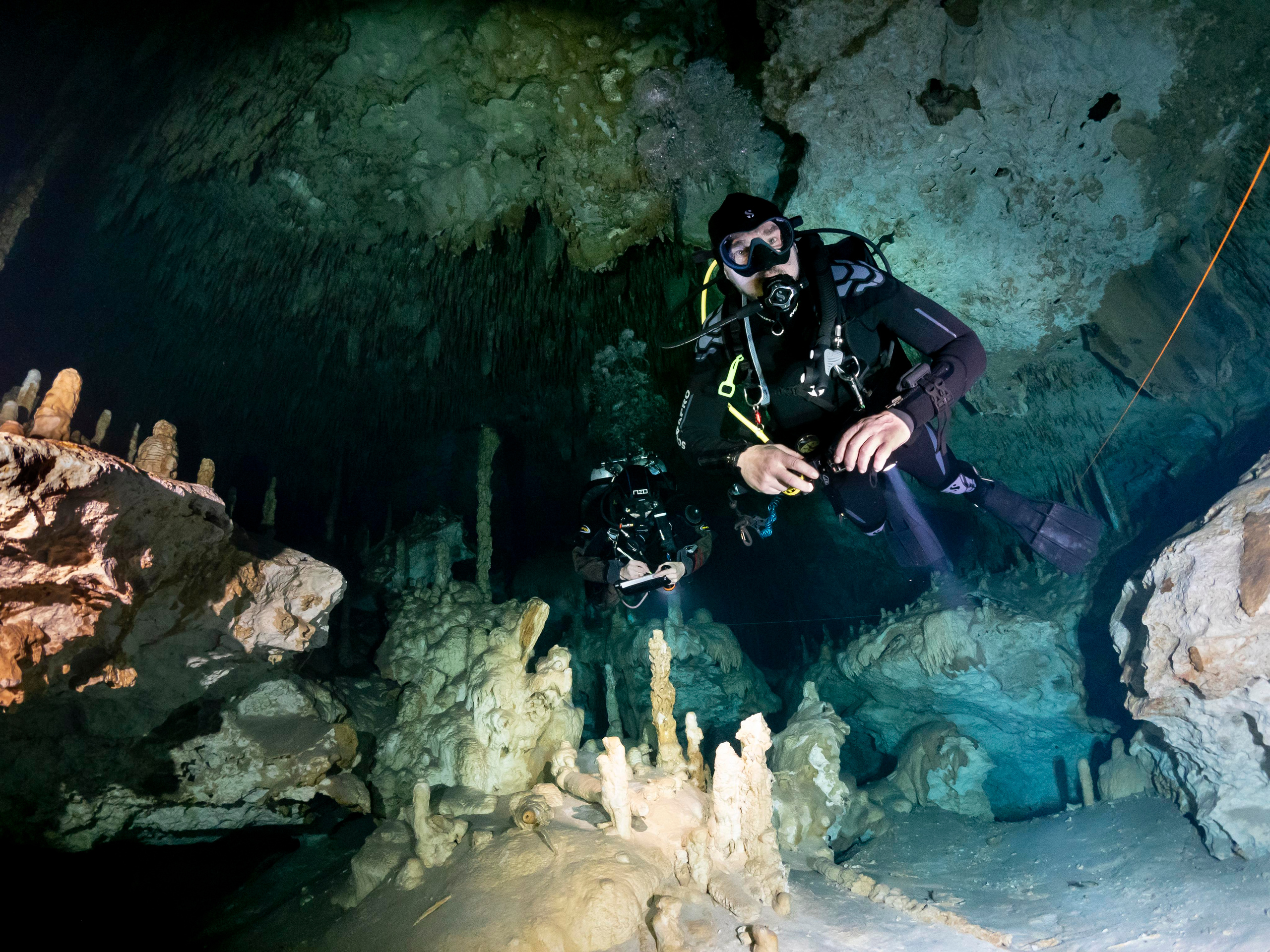 Senote. Your photographer on land and under water— Alexey Zaytsev