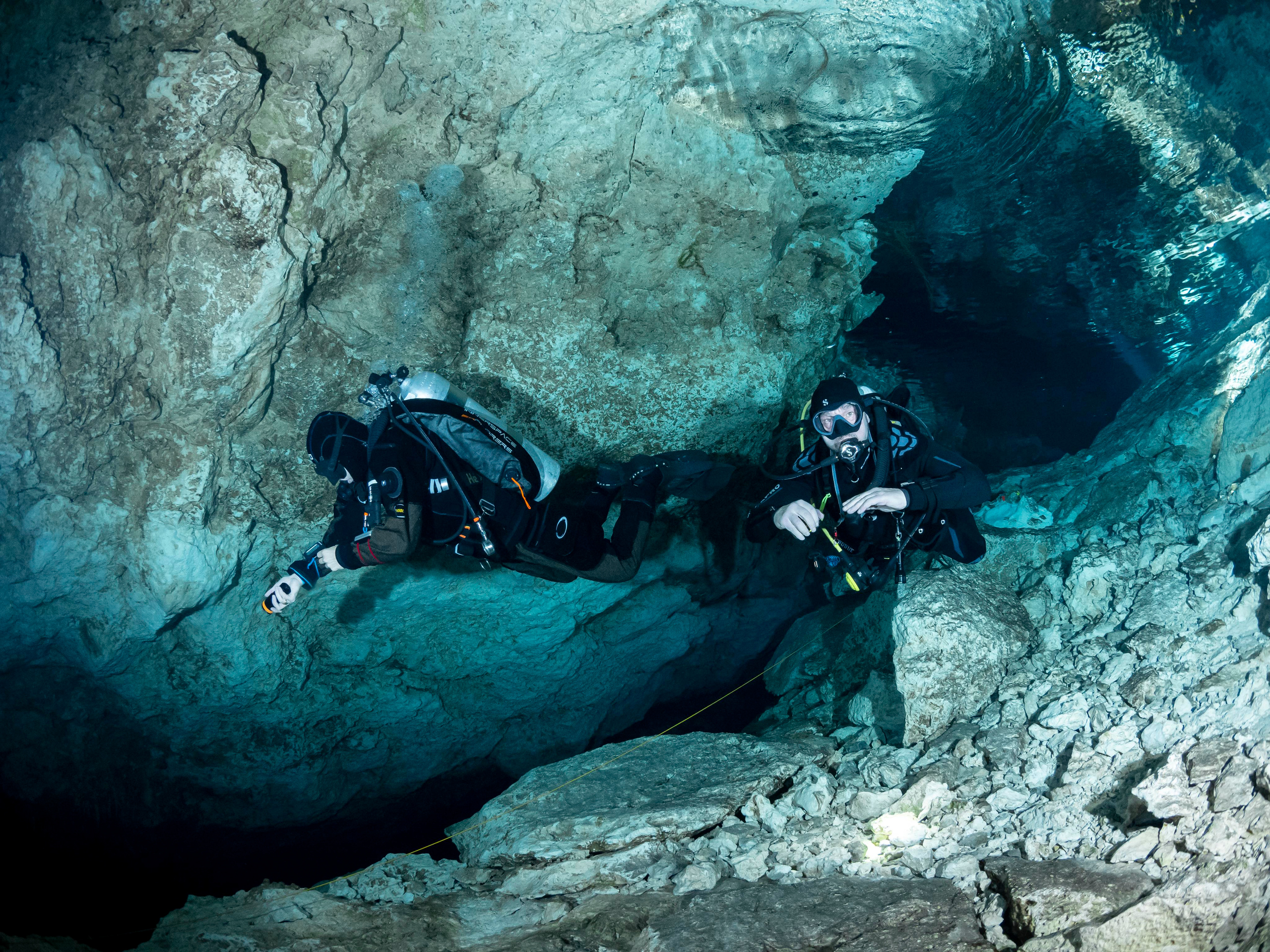 Senote. Your photographer on land and under water— Alexey Zaytsev