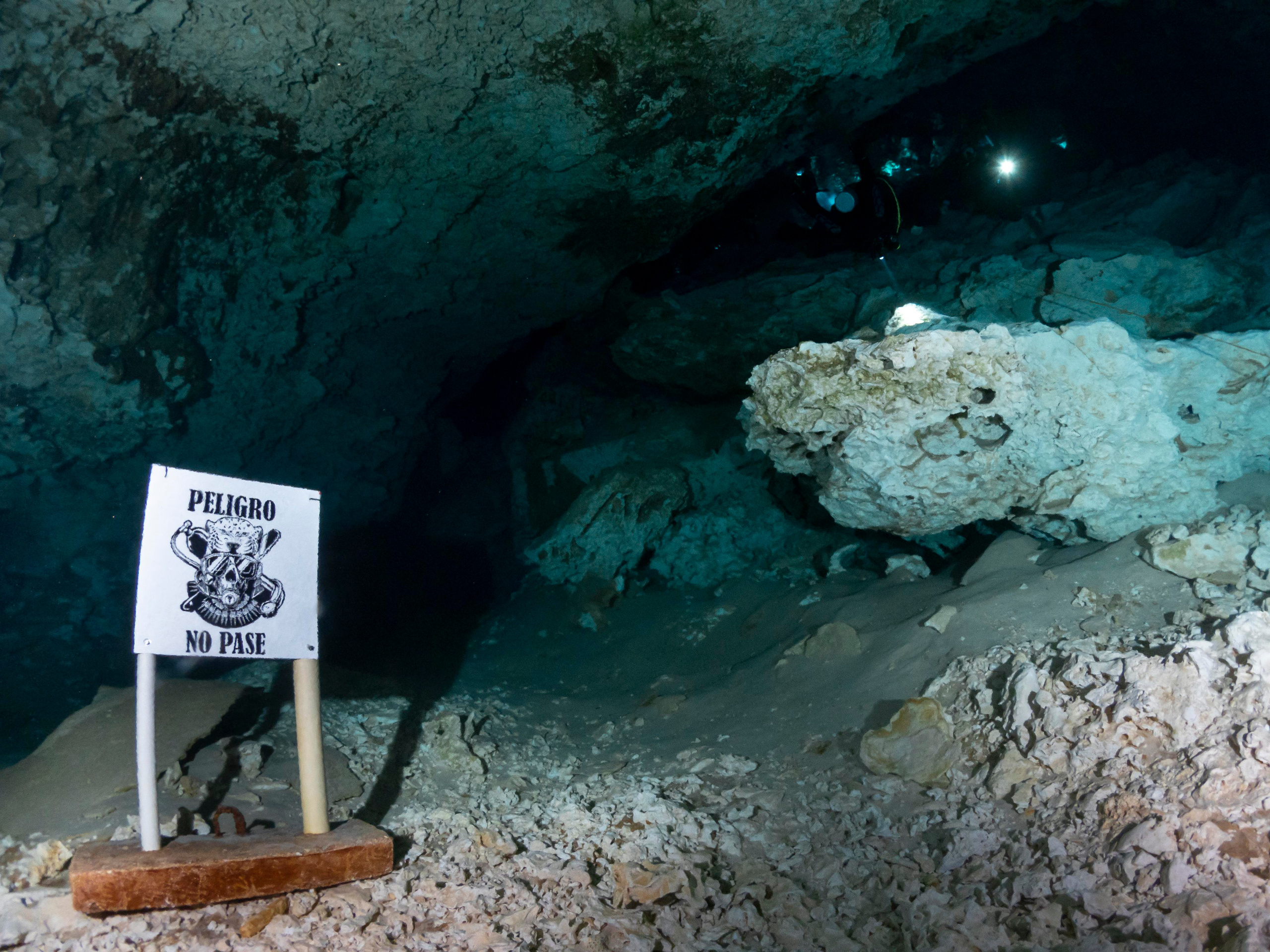 Senote. Your photographer on land and under water— Alexey Zaytsev