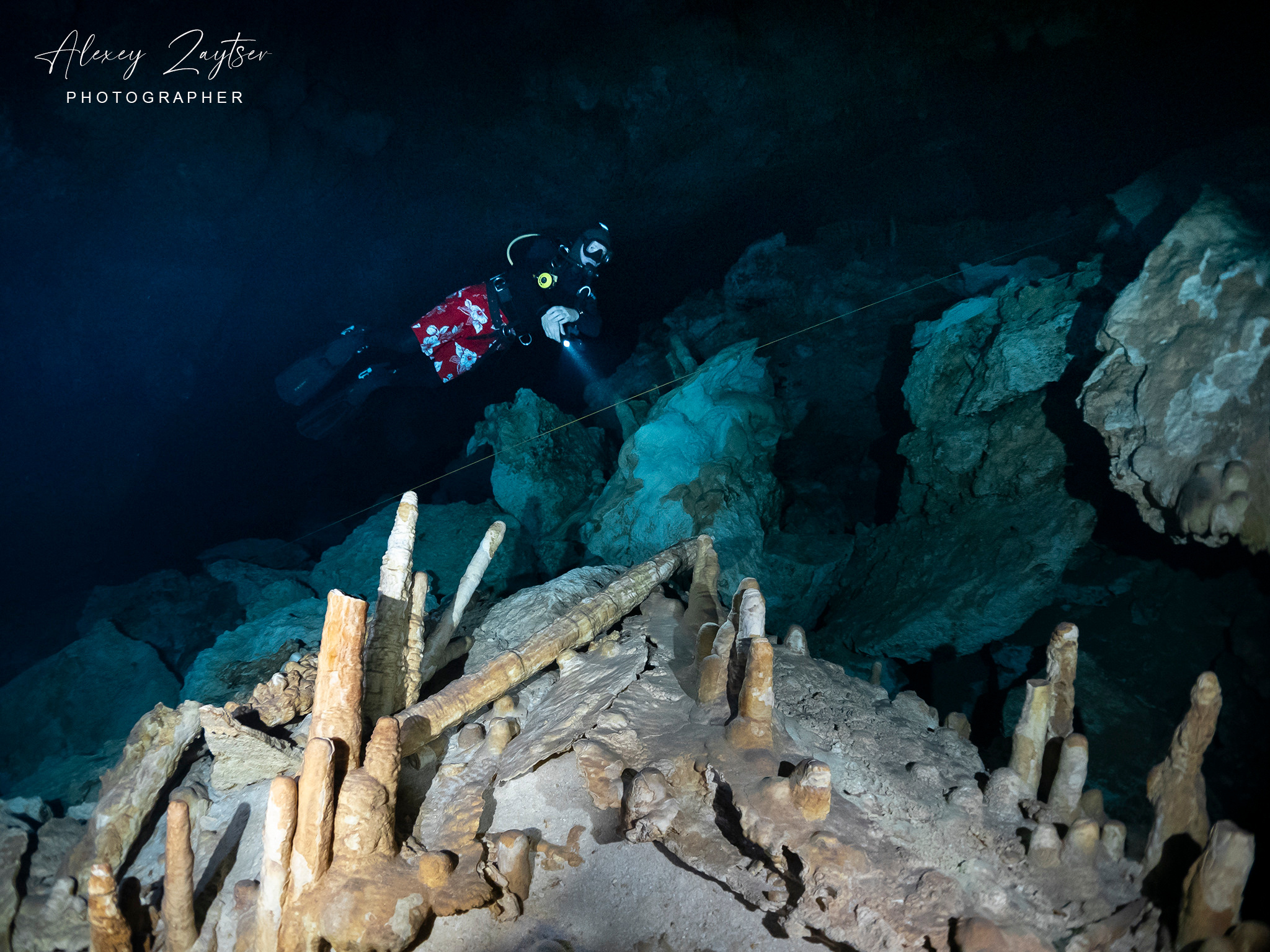 Senote. Your photographer on land and under water— Alexey Zaytsev