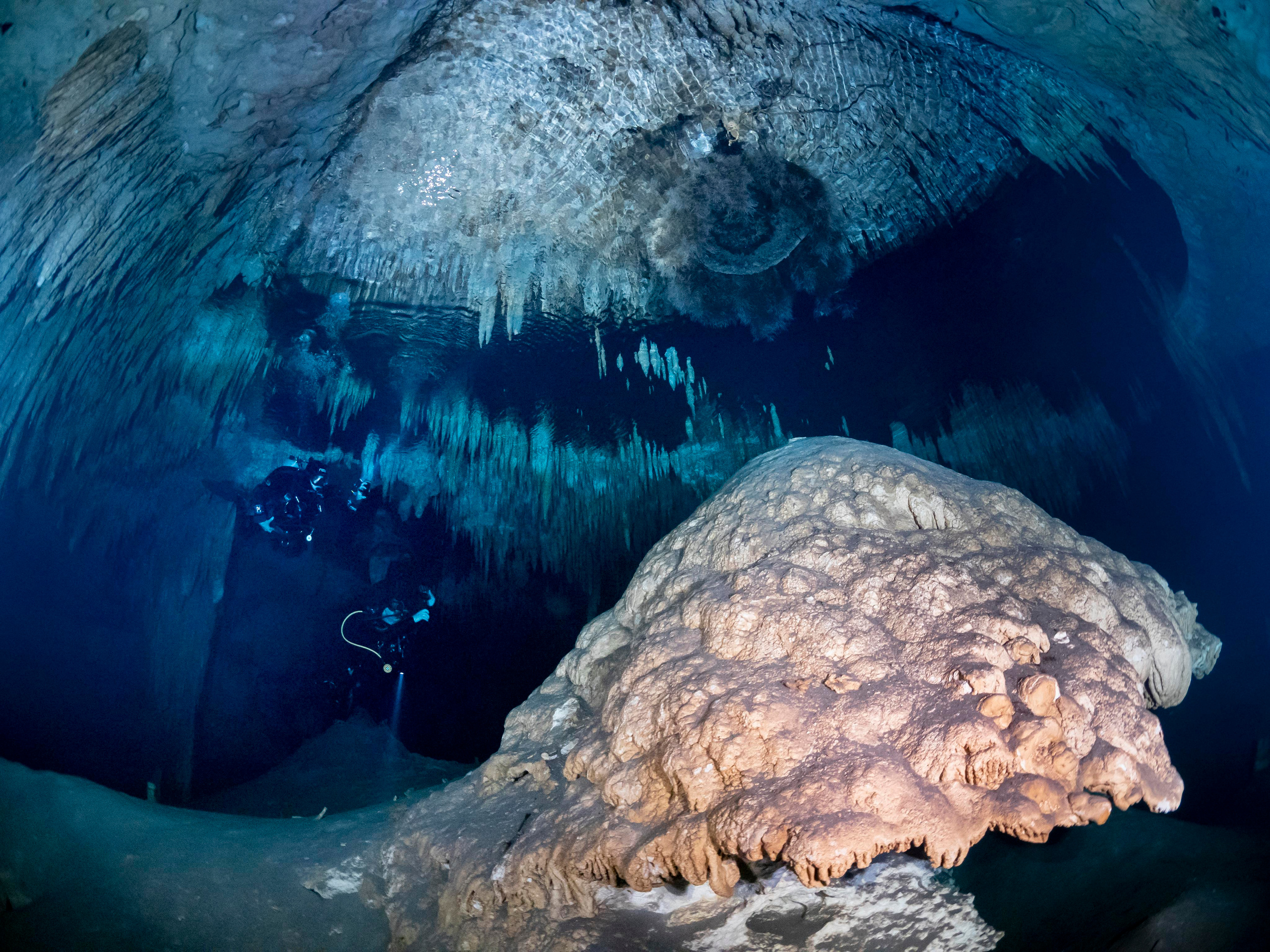 Senote. Your photographer on land and under water— Alexey Zaytsev