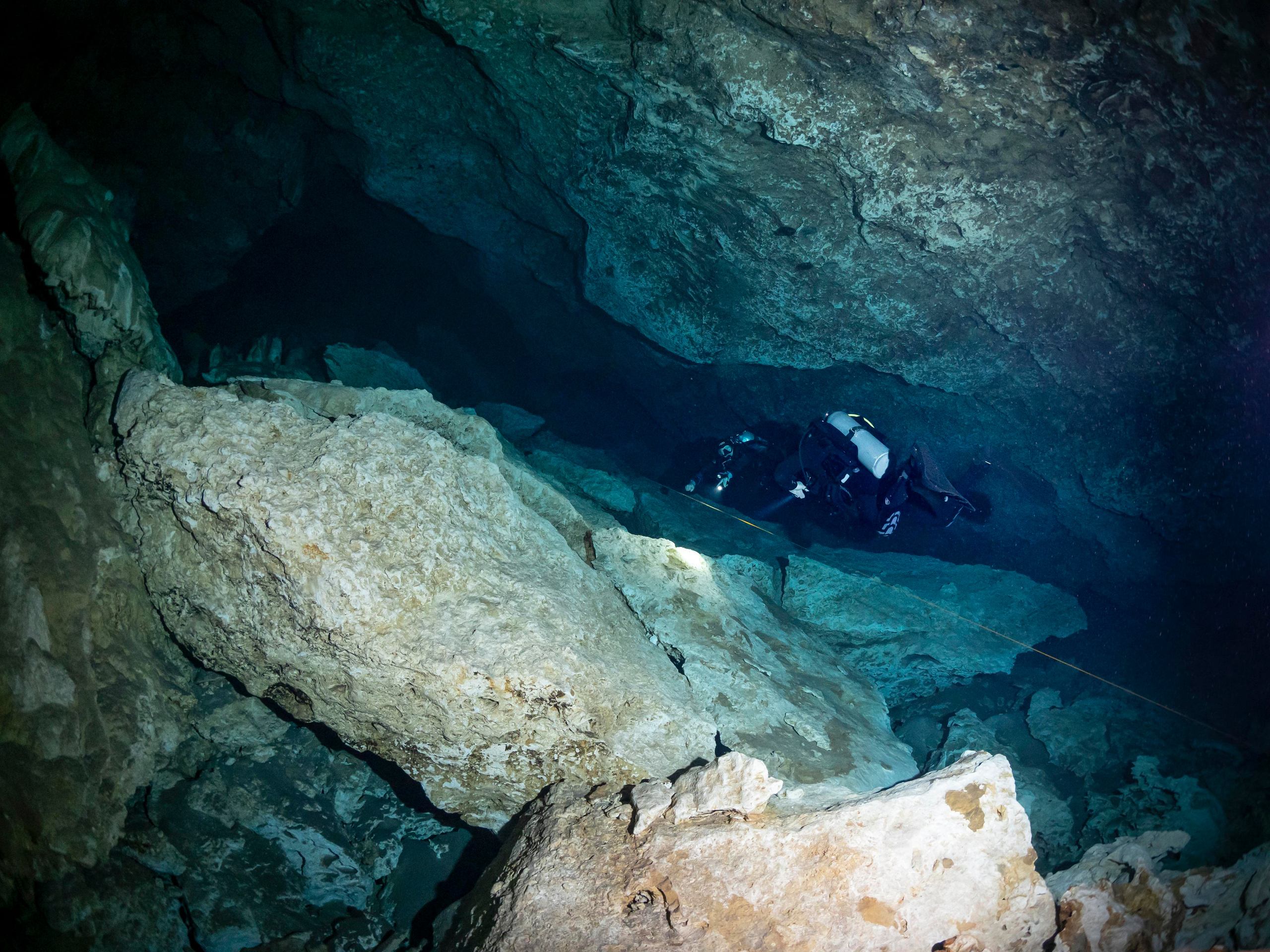 Senote. Your photographer on land and under water— Alexey Zaytsev