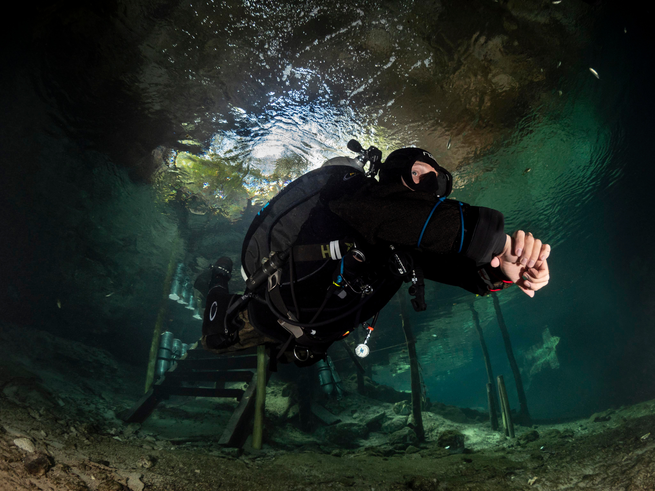 Senote. Your photographer on land and under water— Alexey Zaytsev